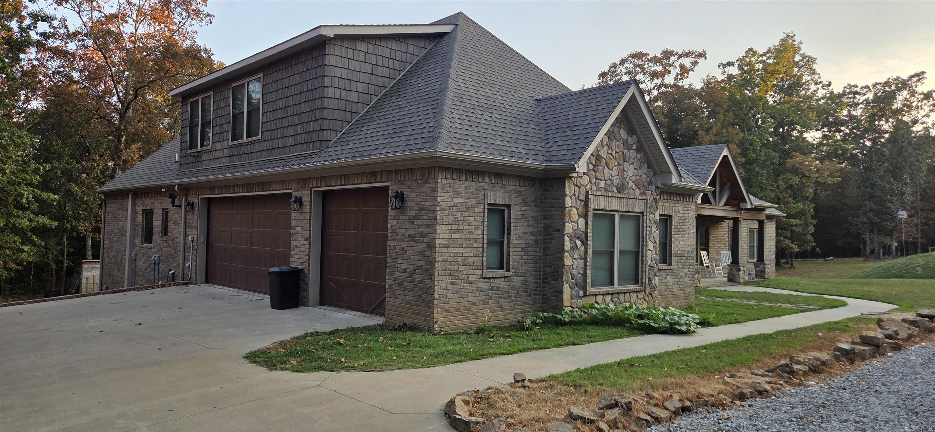 176 Red Bud Lane Property Photo 4