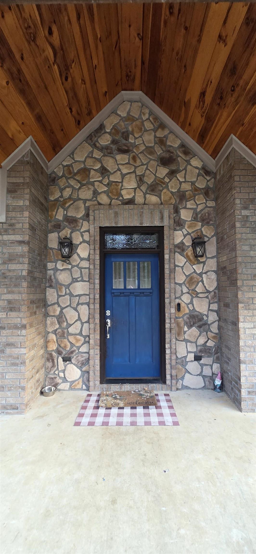 176 Red Bud Lane Property Photo 5
