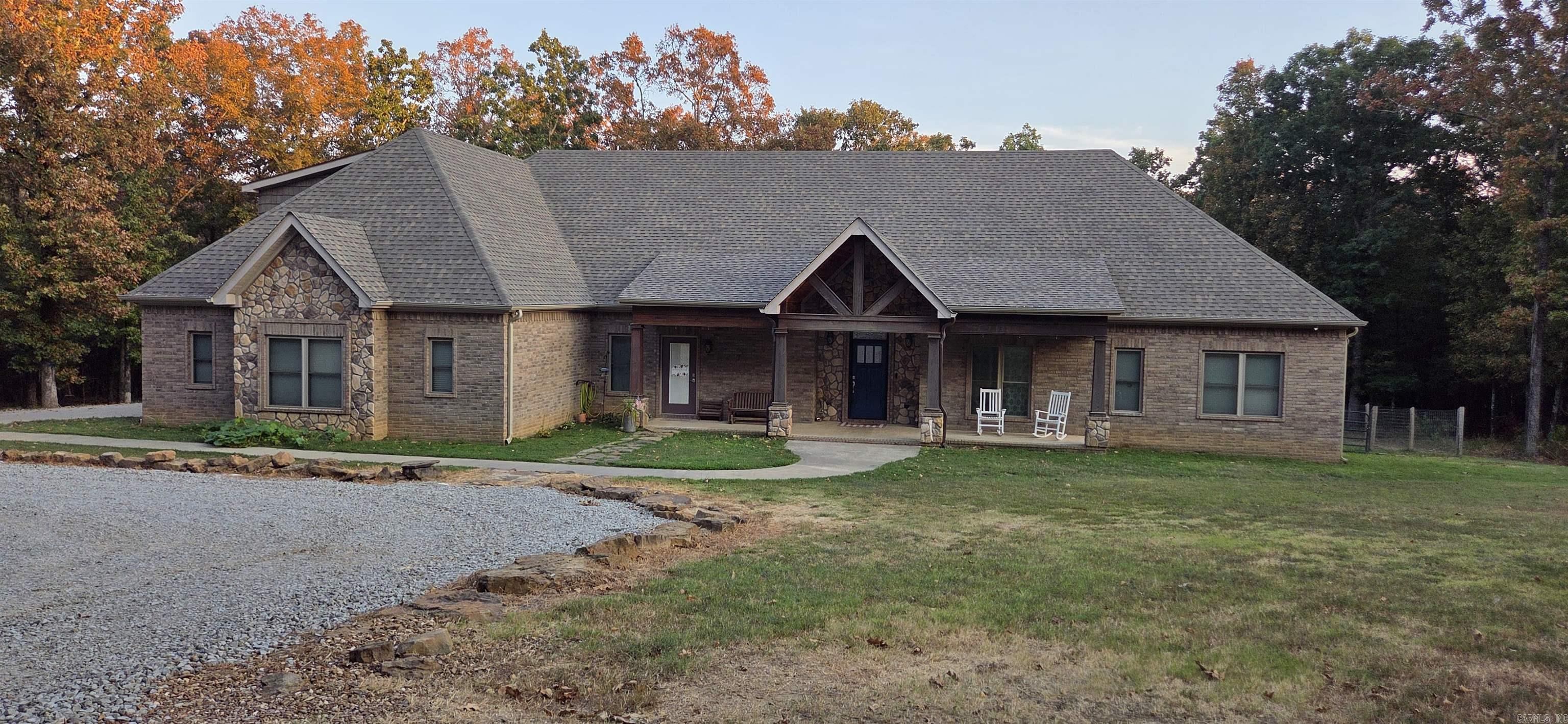 176 Red Bud Lane Property Photo 9