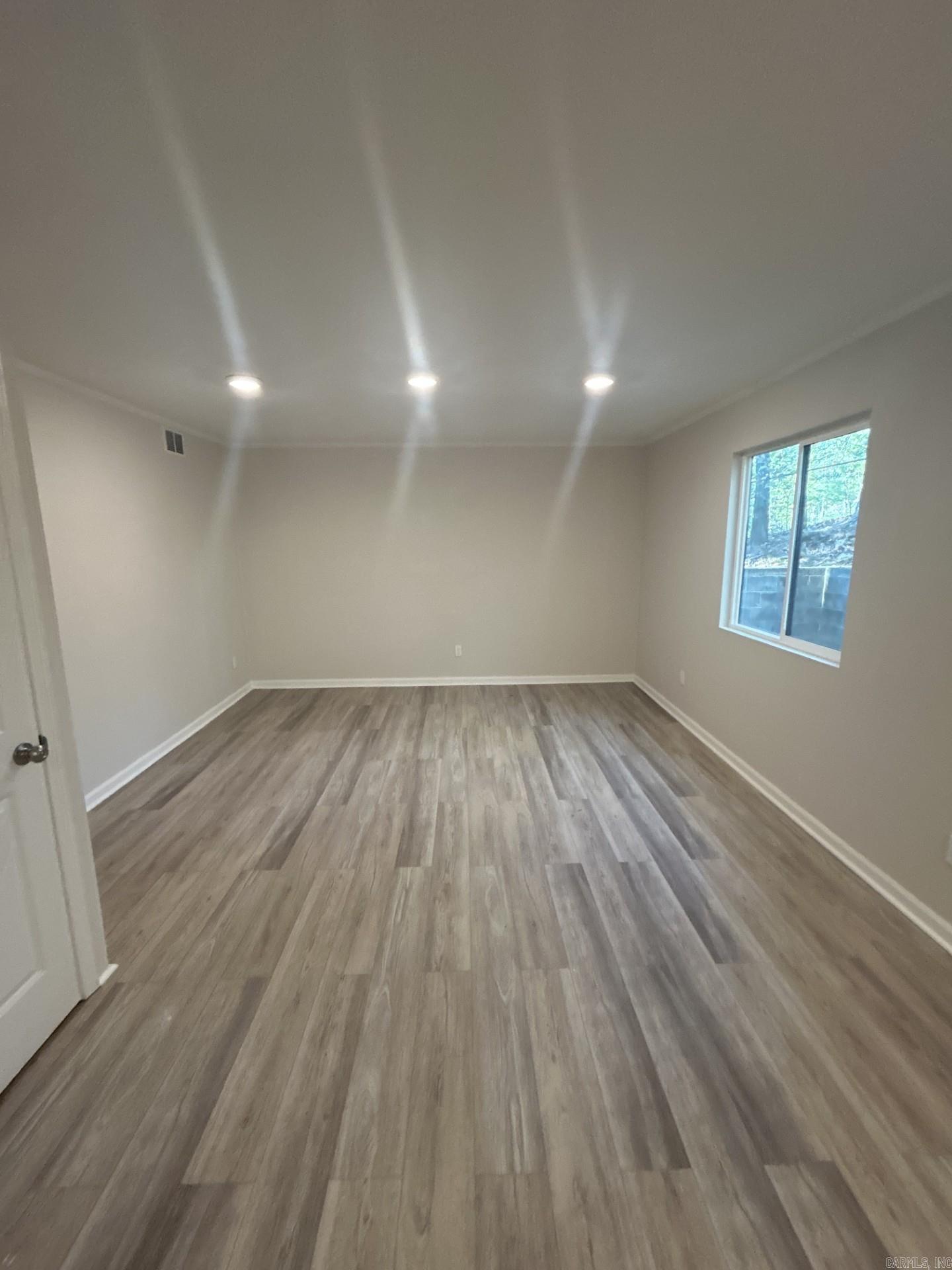 1807 Shumate Drive Property Photo 10