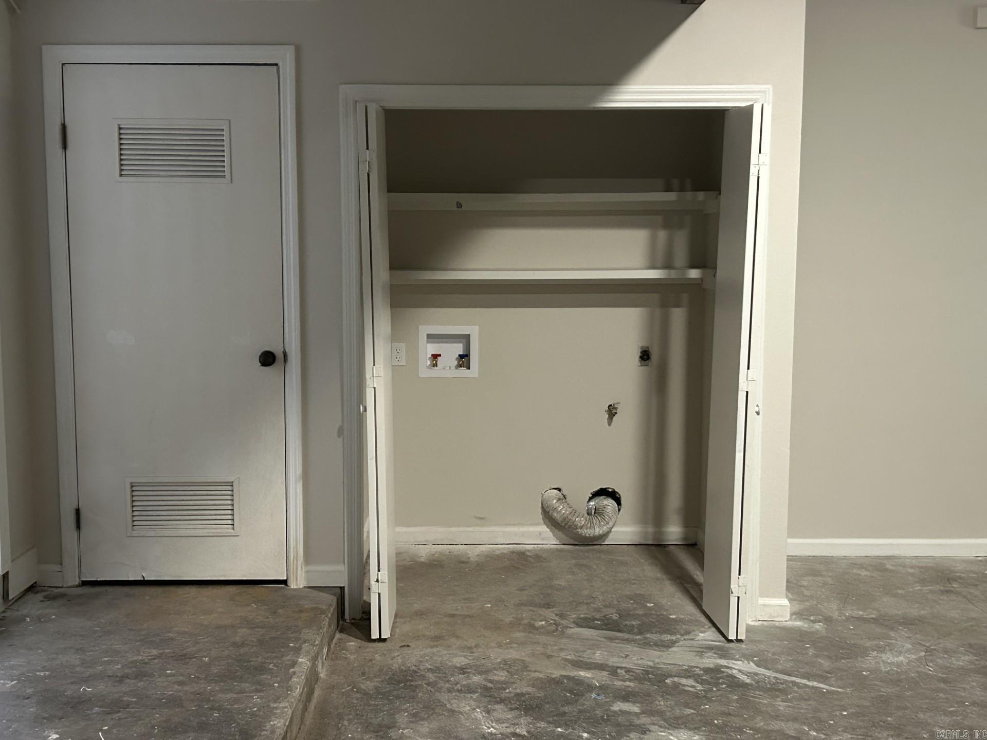 1807 Shumate Drive Property Photo 13