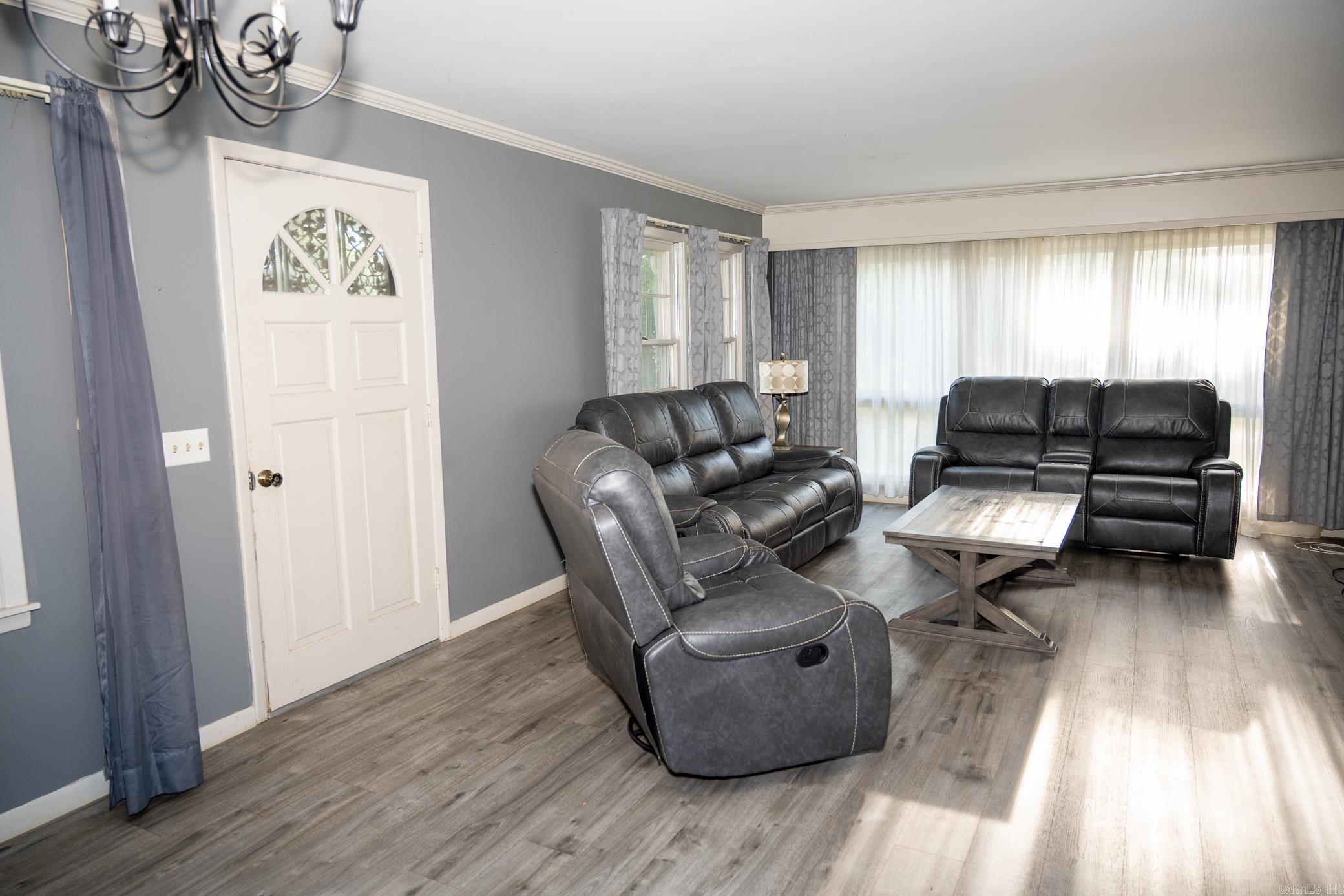1002 Sycamore Drive Property Photo 15