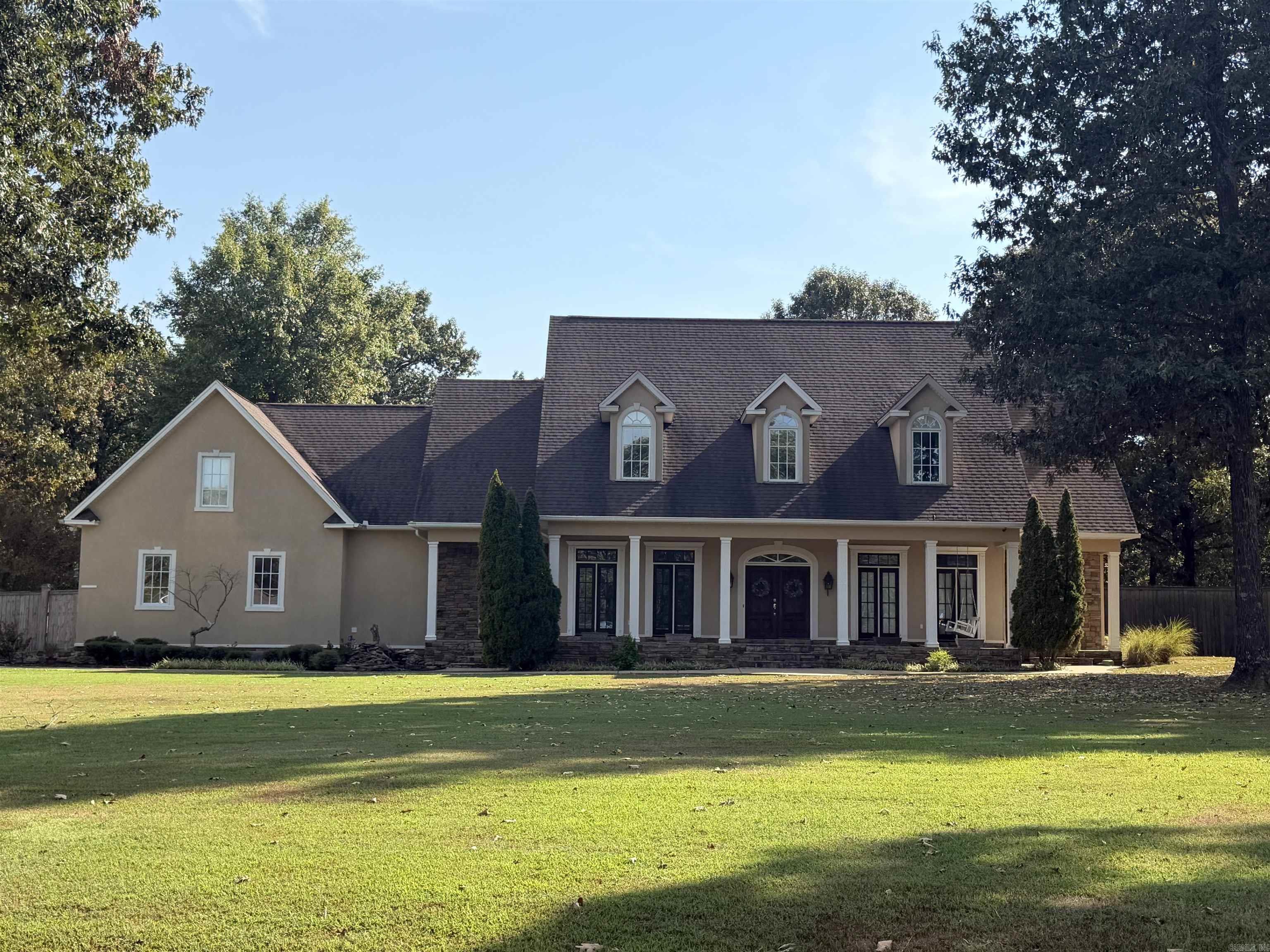2020 Hickory Creek Circle Property Photo 1