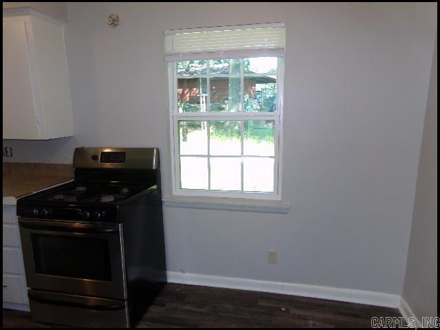 19 Portsmouth Property Photo 6