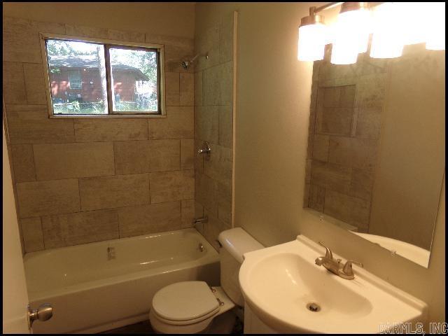 19 Portsmouth Property Photo 11