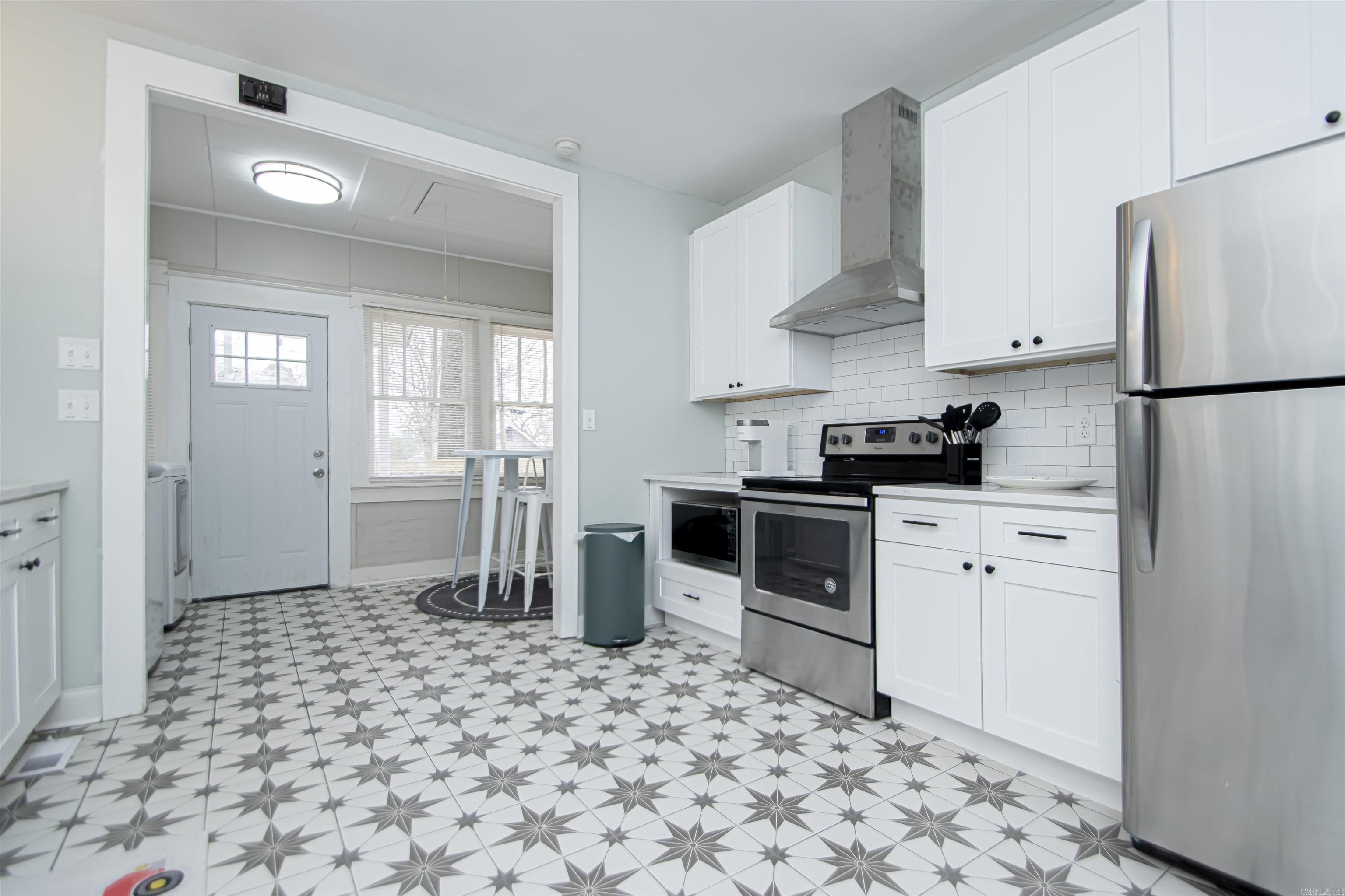 201 Beechwood Property Photo 7