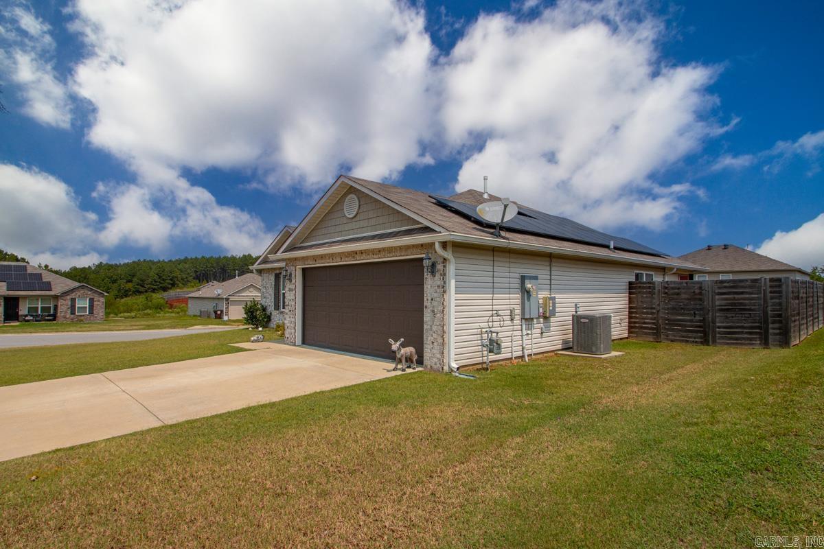 3000 Emerald Park Trail Property Photo 4