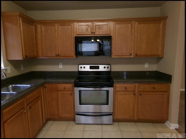 13757 Cedar Glen Cove Property Photo 8