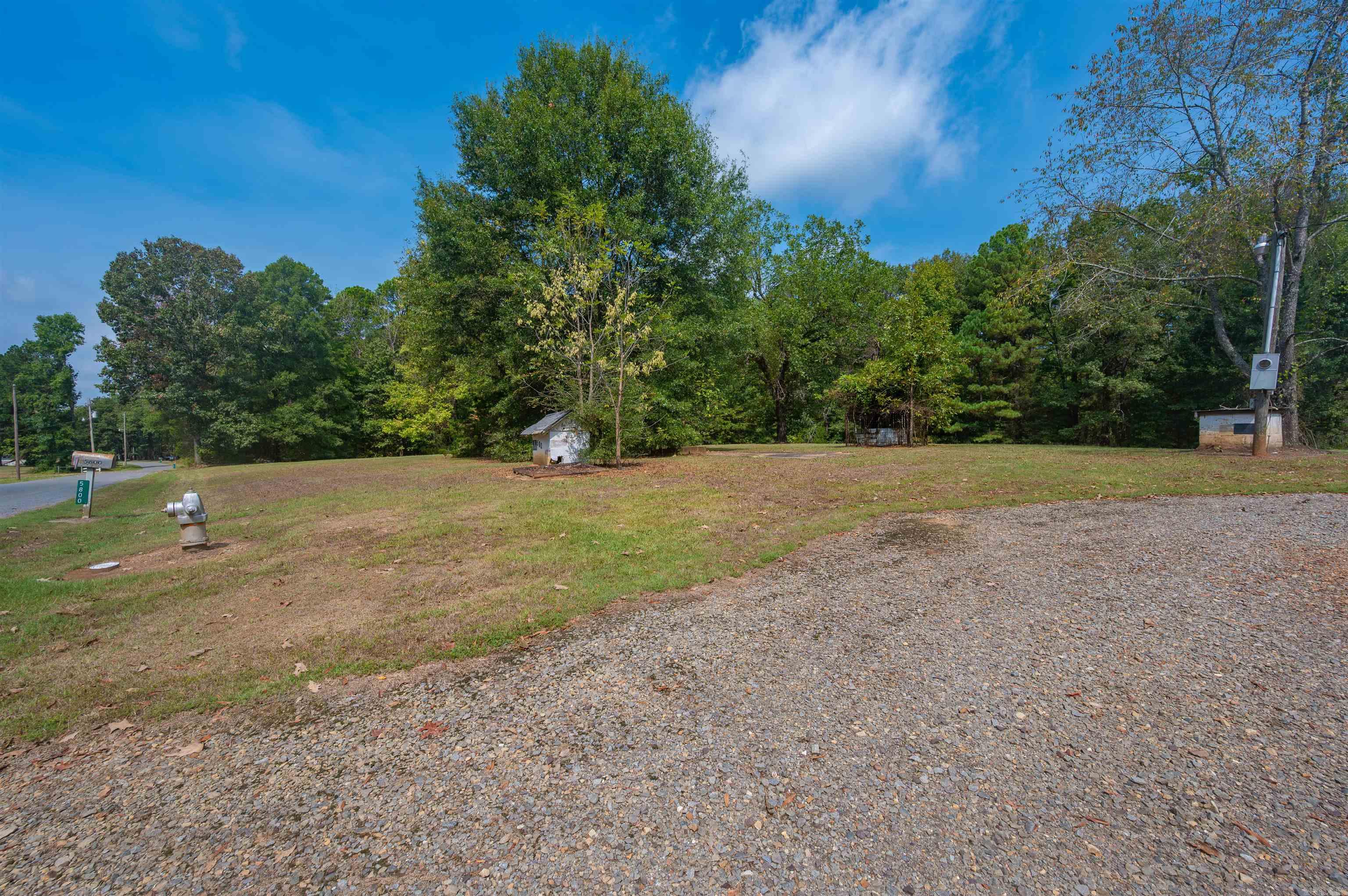 Wilkiewicz Rd Property Photo 6