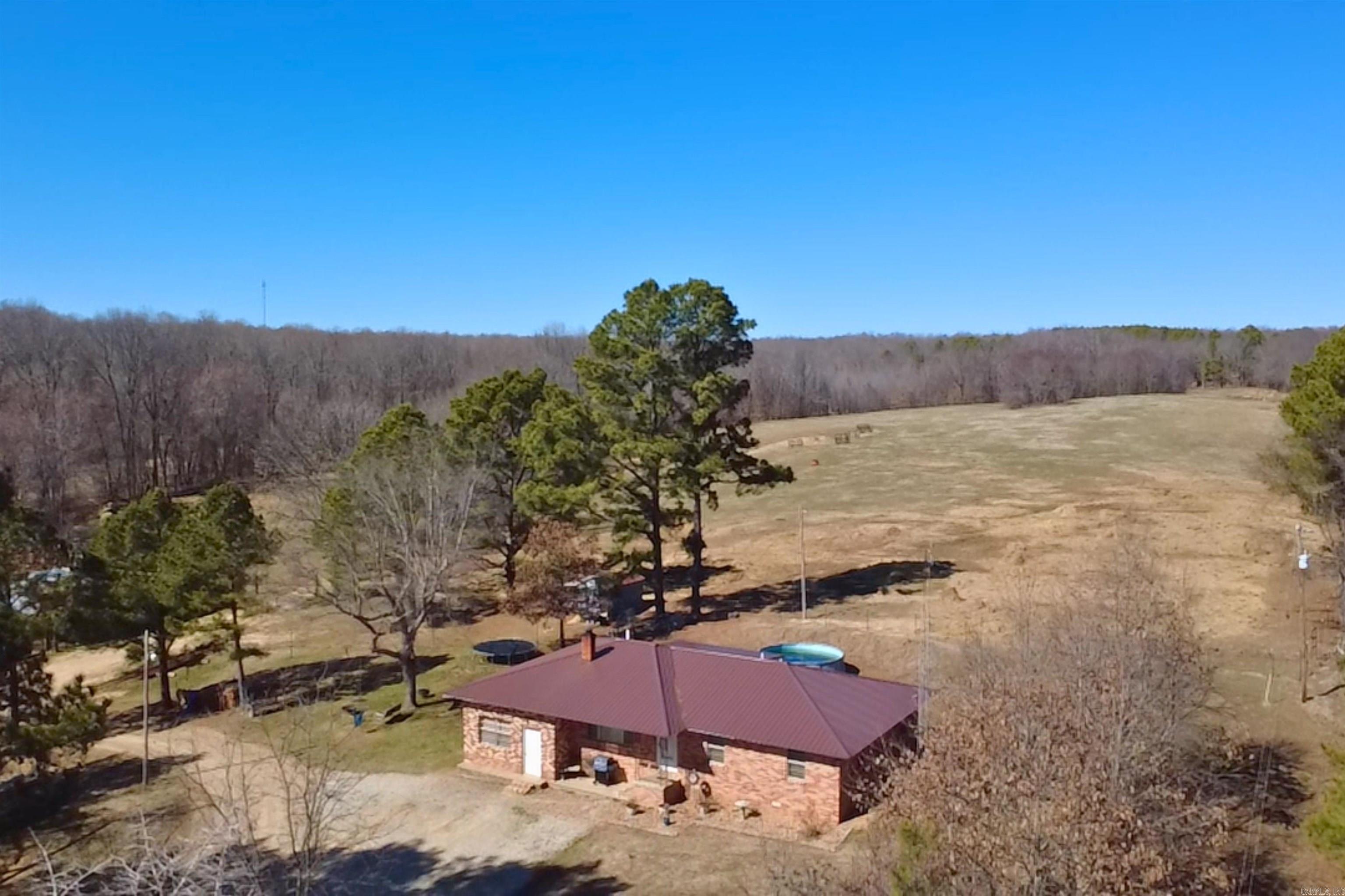 303 County Road 401 Property Photo 4