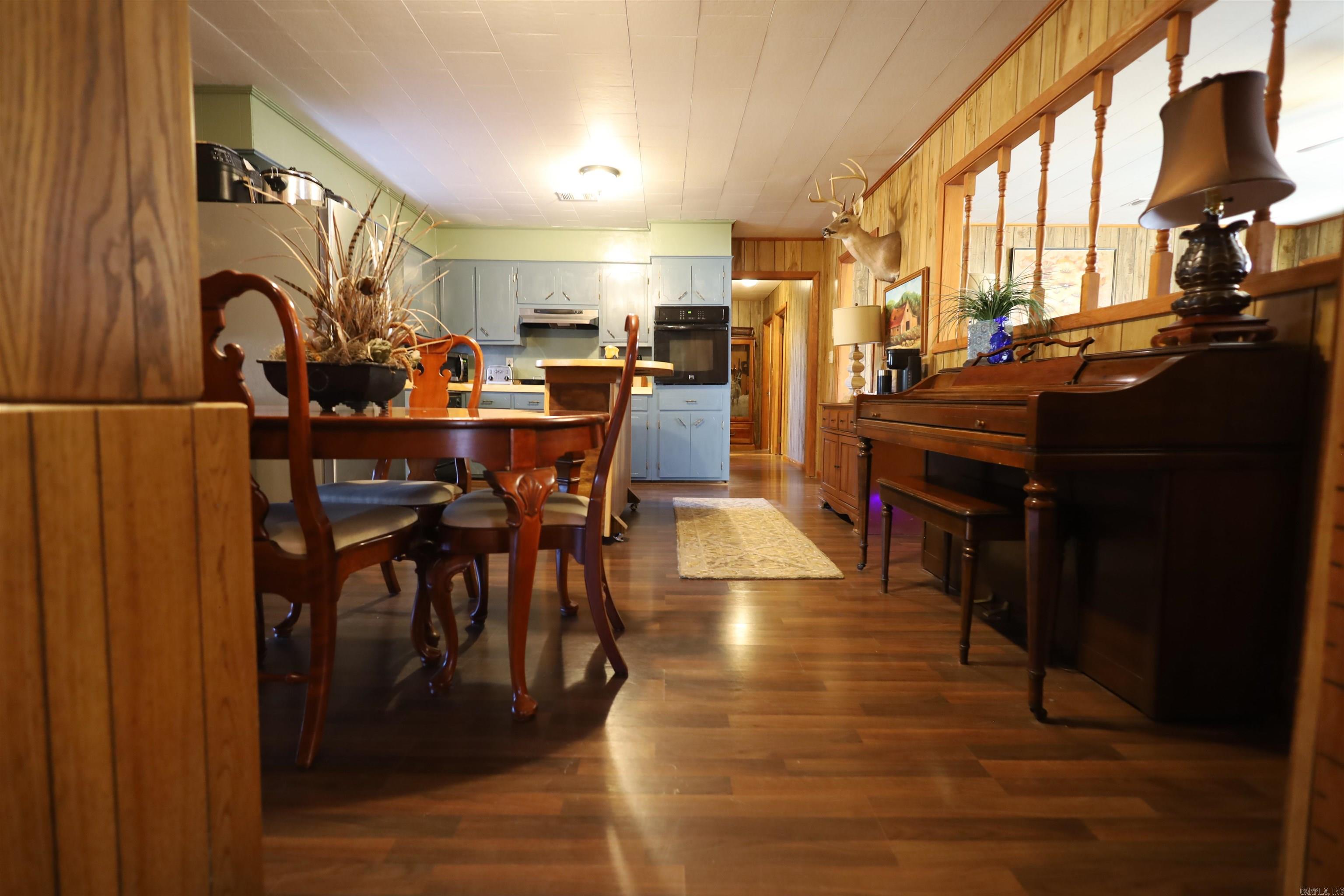 303 County Road 401 Property Photo 7