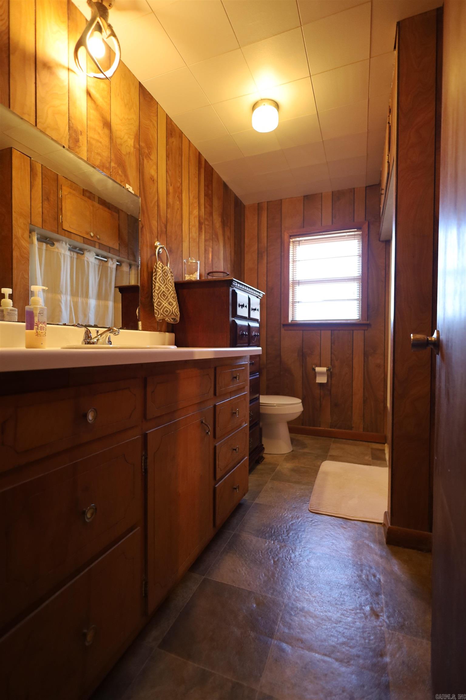 303 County Road 401 Property Photo 12