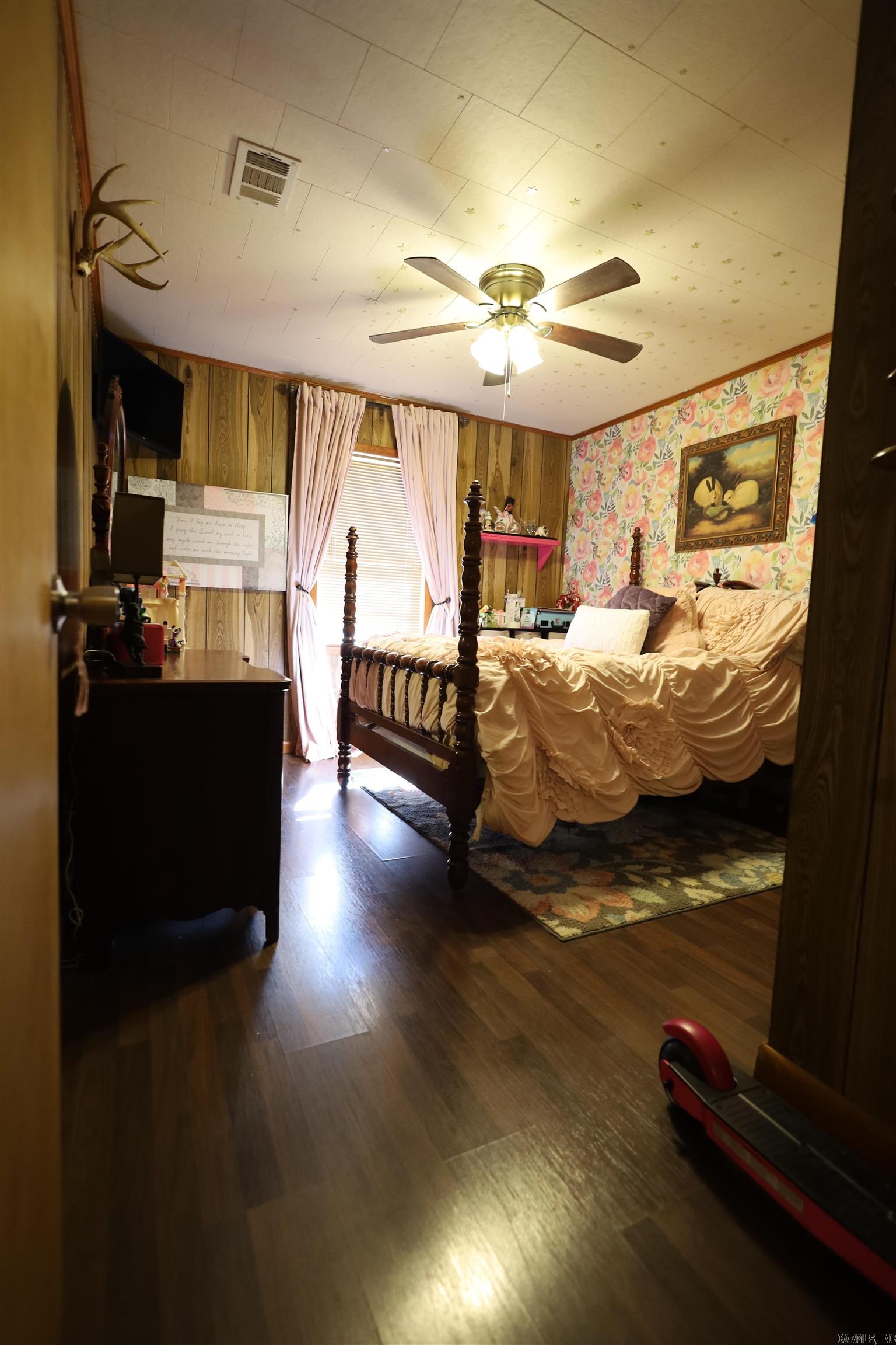 303 County Road 401 Property Photo 14