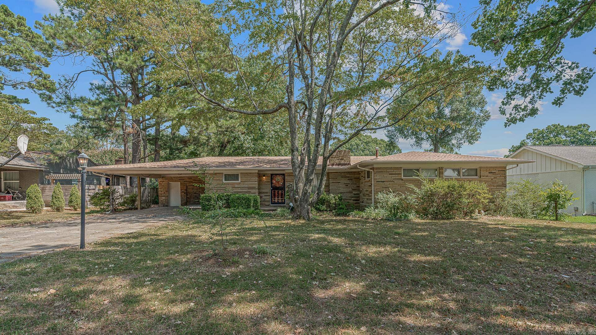 1106 Cardinal Road Property Photo 3