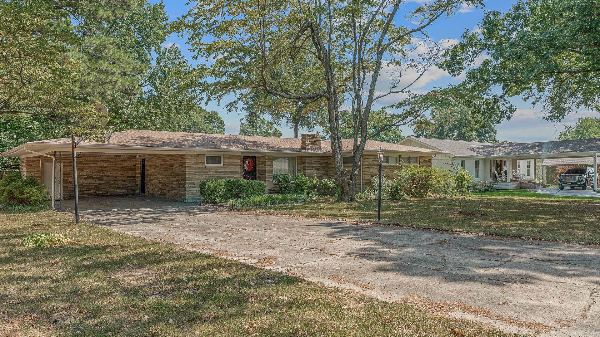 1106 Cardinal Road Property Photo 5