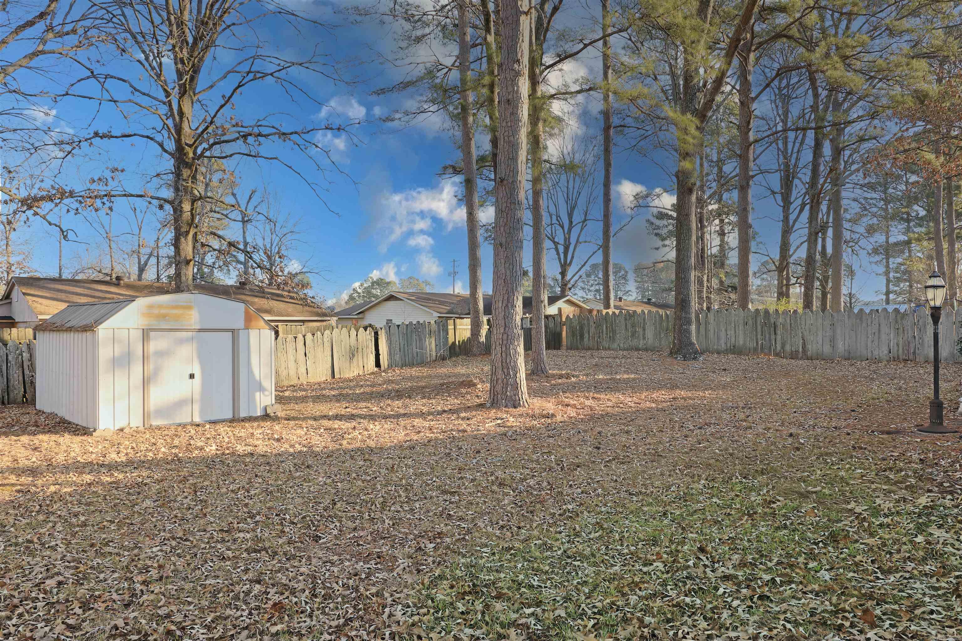 1503 Silver Fox Property Photo 3