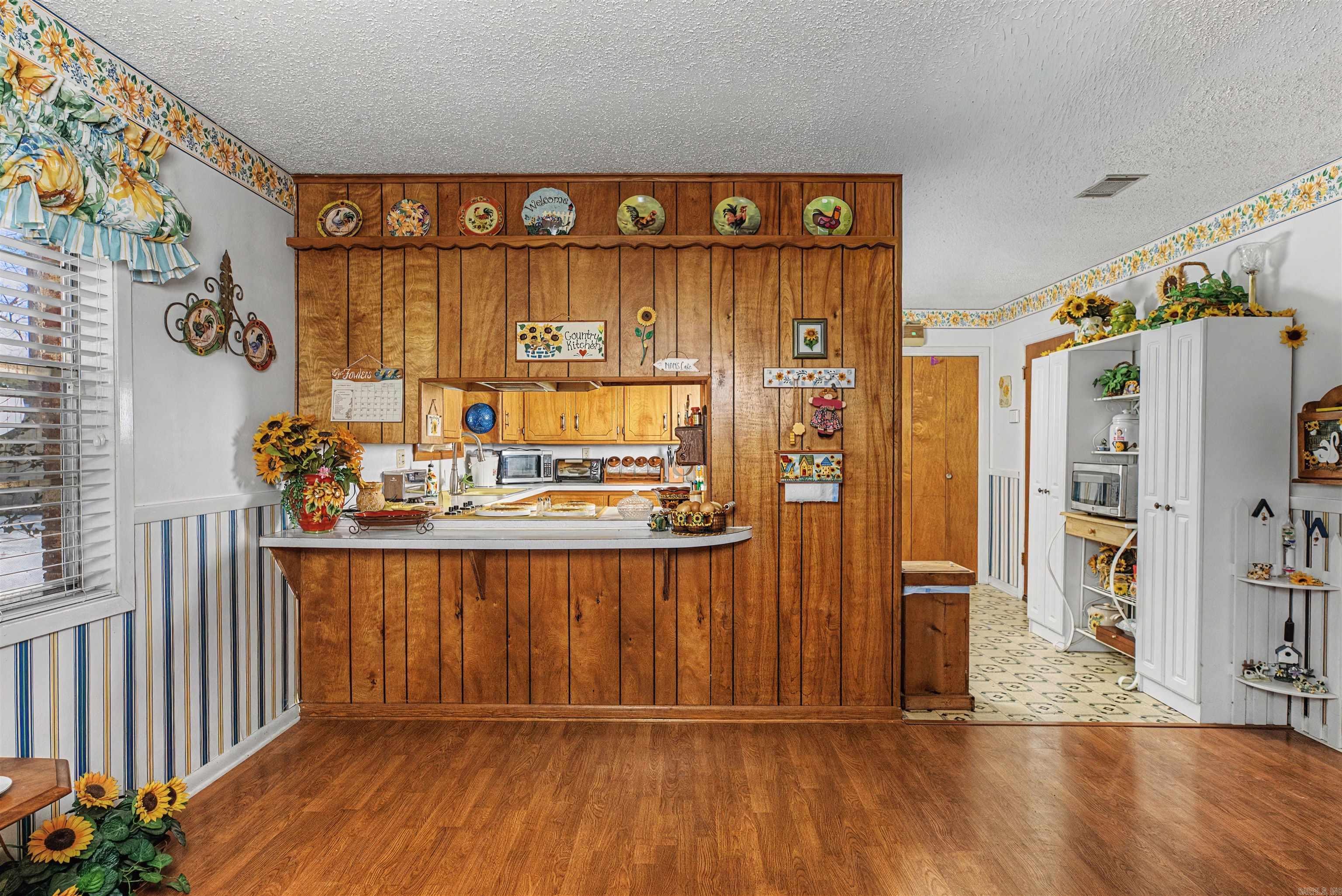1503 Silver Fox Property Photo 6