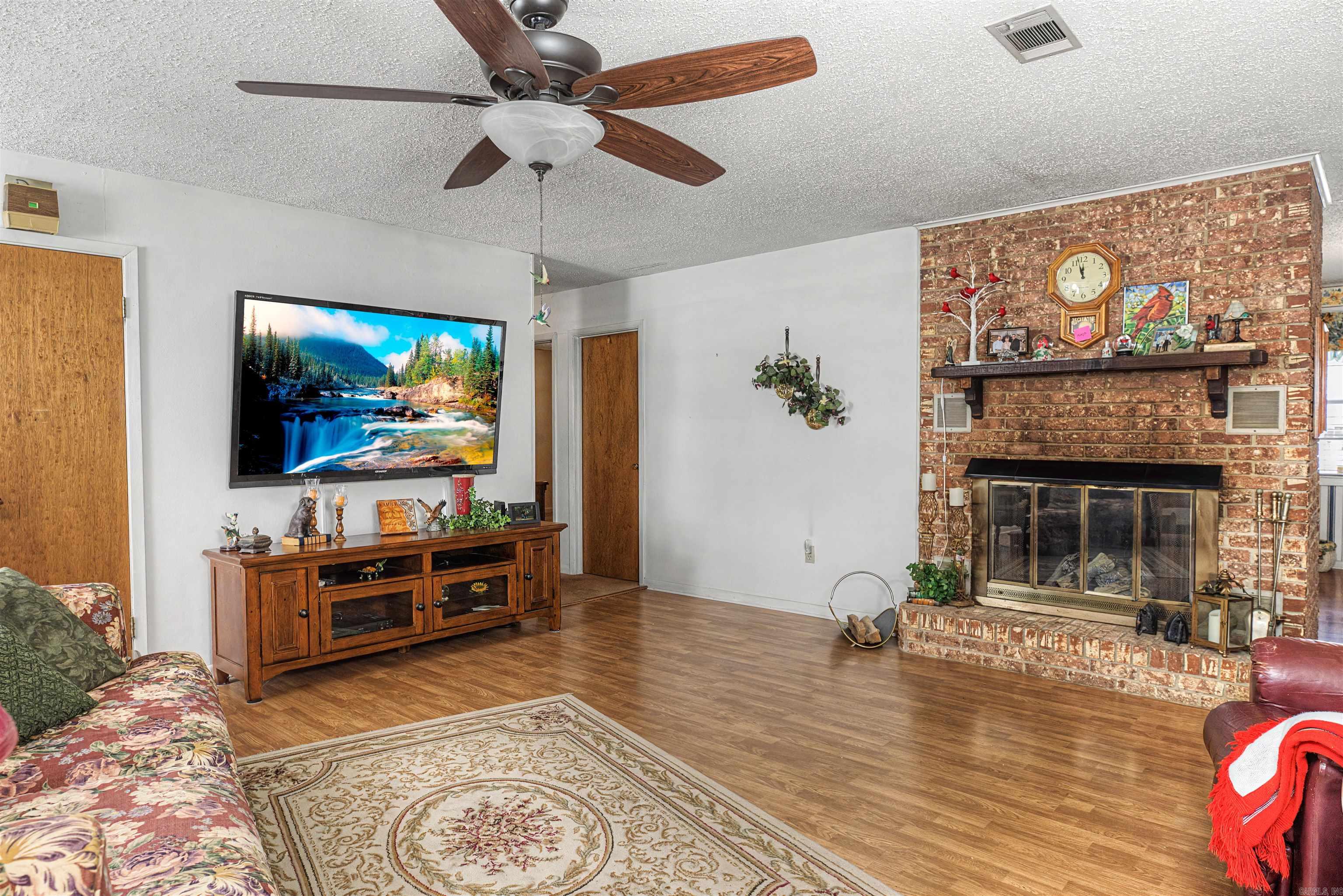 1503 Silver Fox Property Photo 11