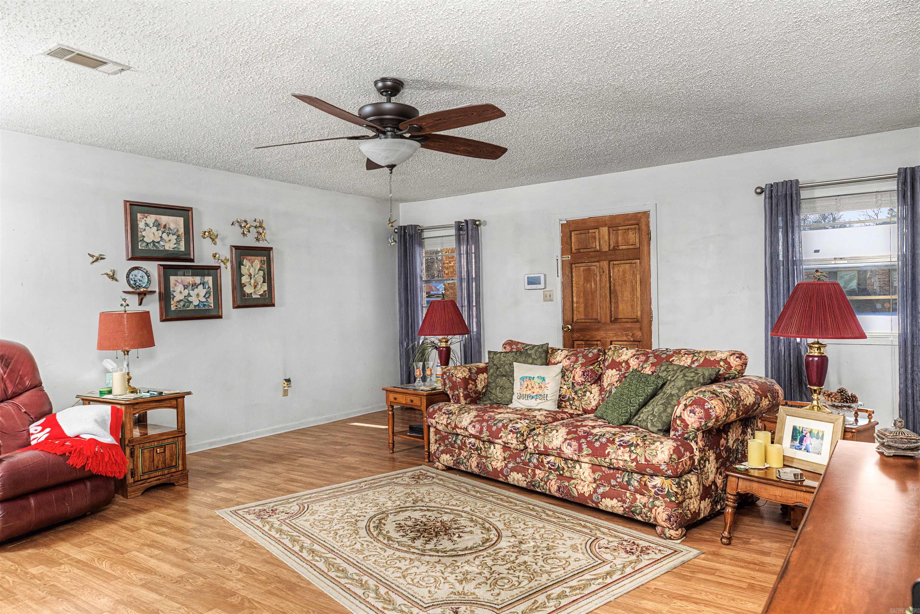 1503 Silver Fox Property Photo 14