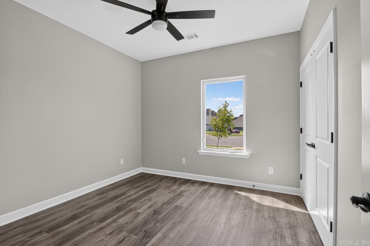 2115 Sable Oaks Property Photo 25