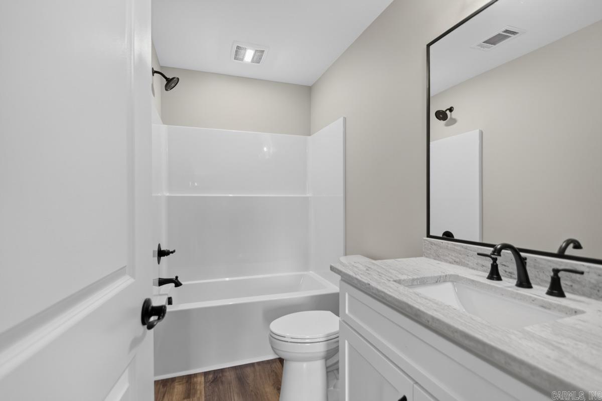 2115 Sable Oaks Property Photo 29