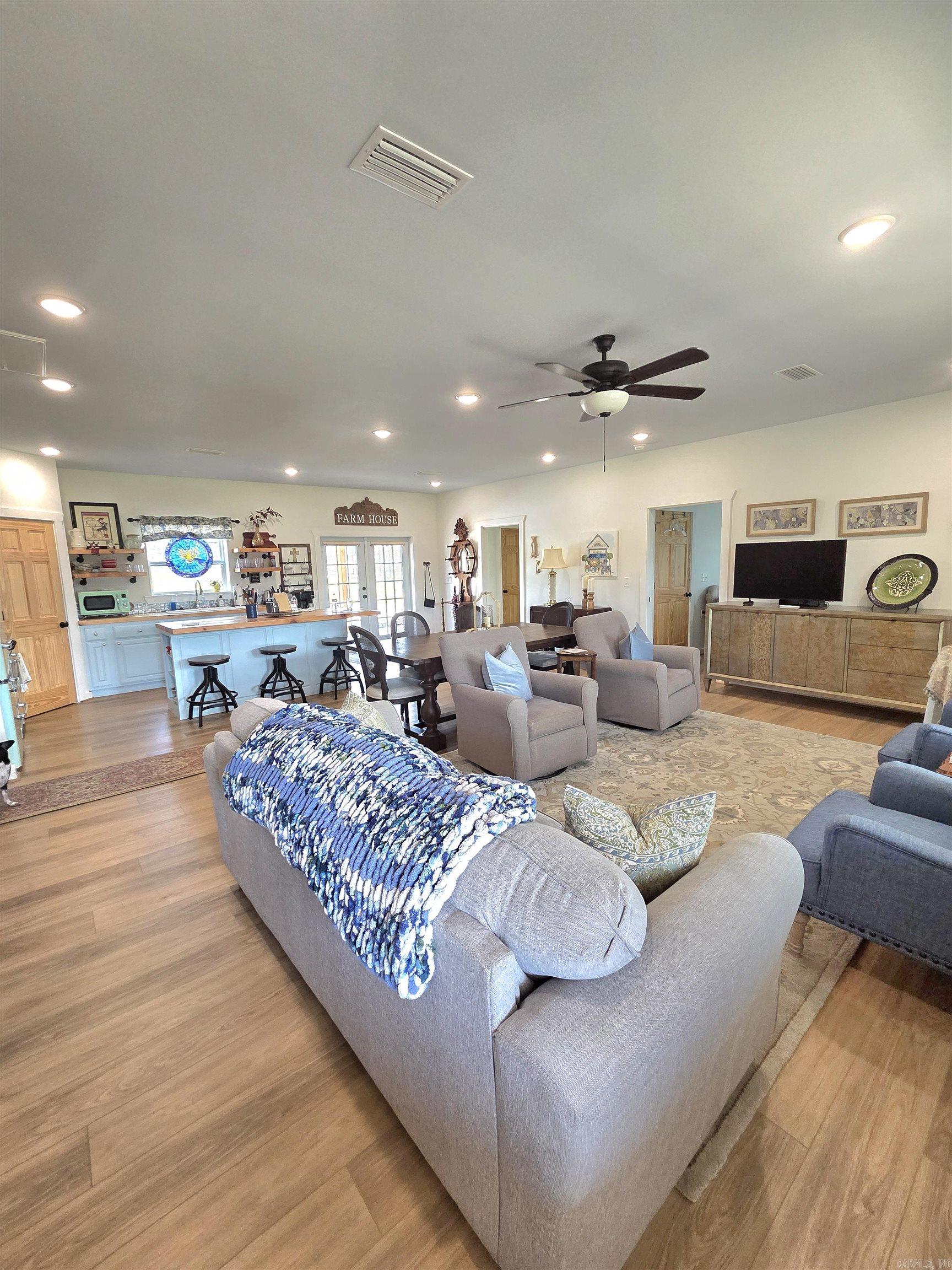 201 Whitfield Avenue Property Photo 8