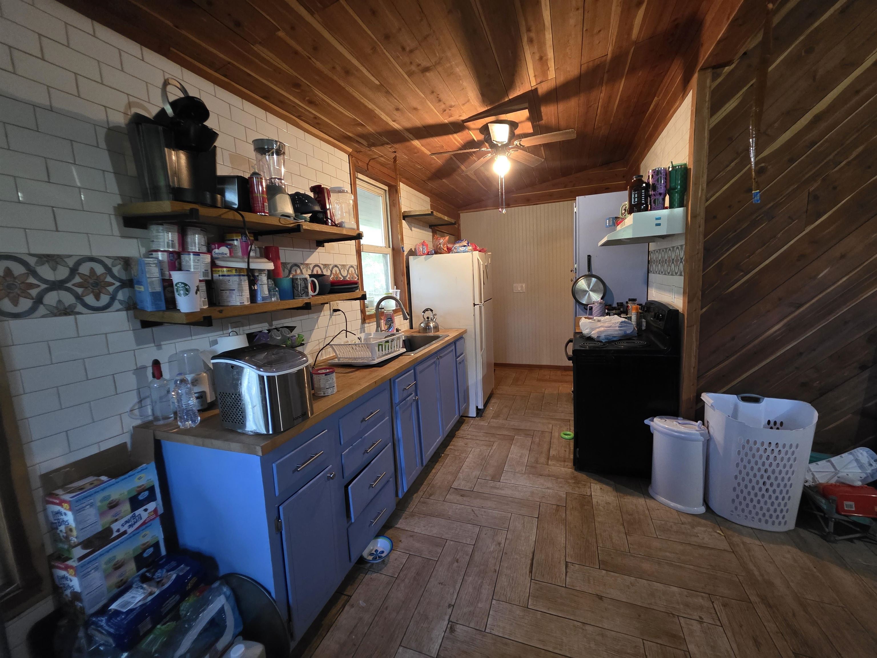 2 Yancopin Property Photo 14
