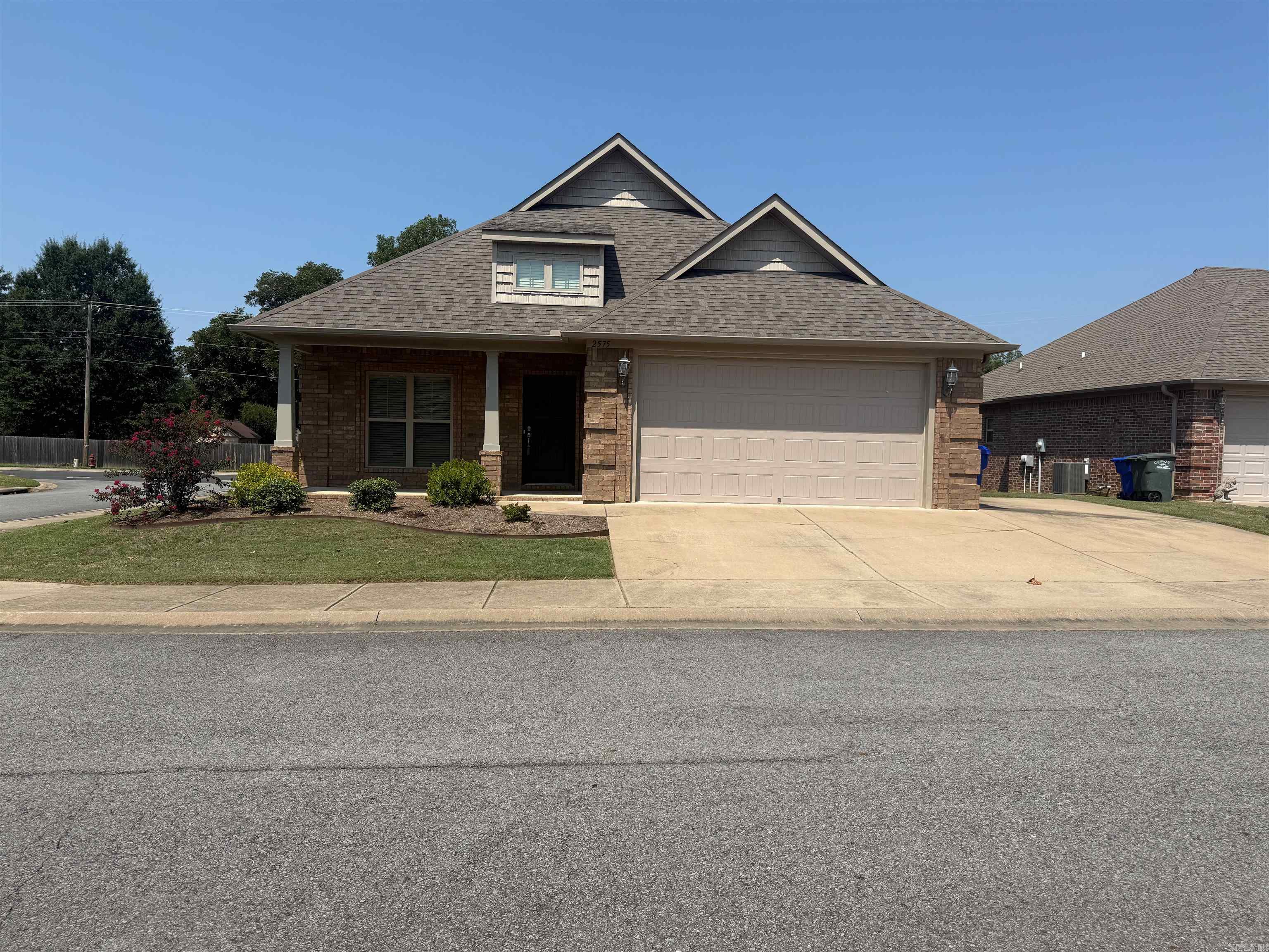 2575 EIGHTEEN Loop