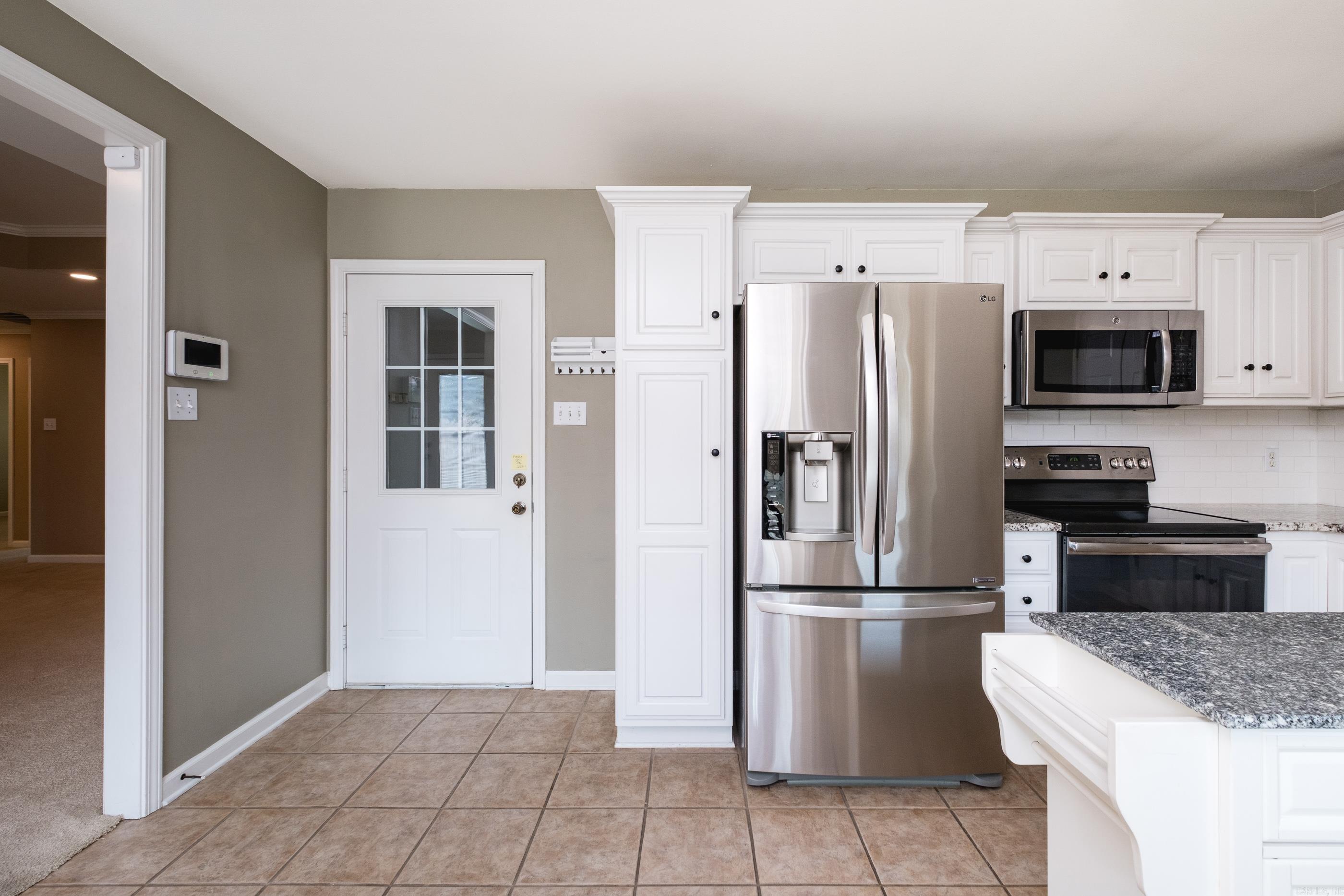 10791 Stoneridge Drive Property Photo 15
