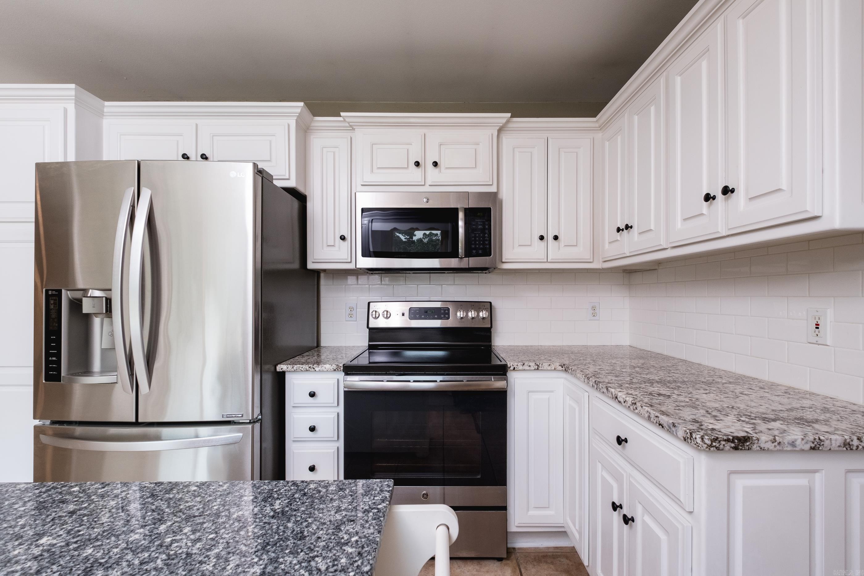 10791 Stoneridge Drive Property Photo 18