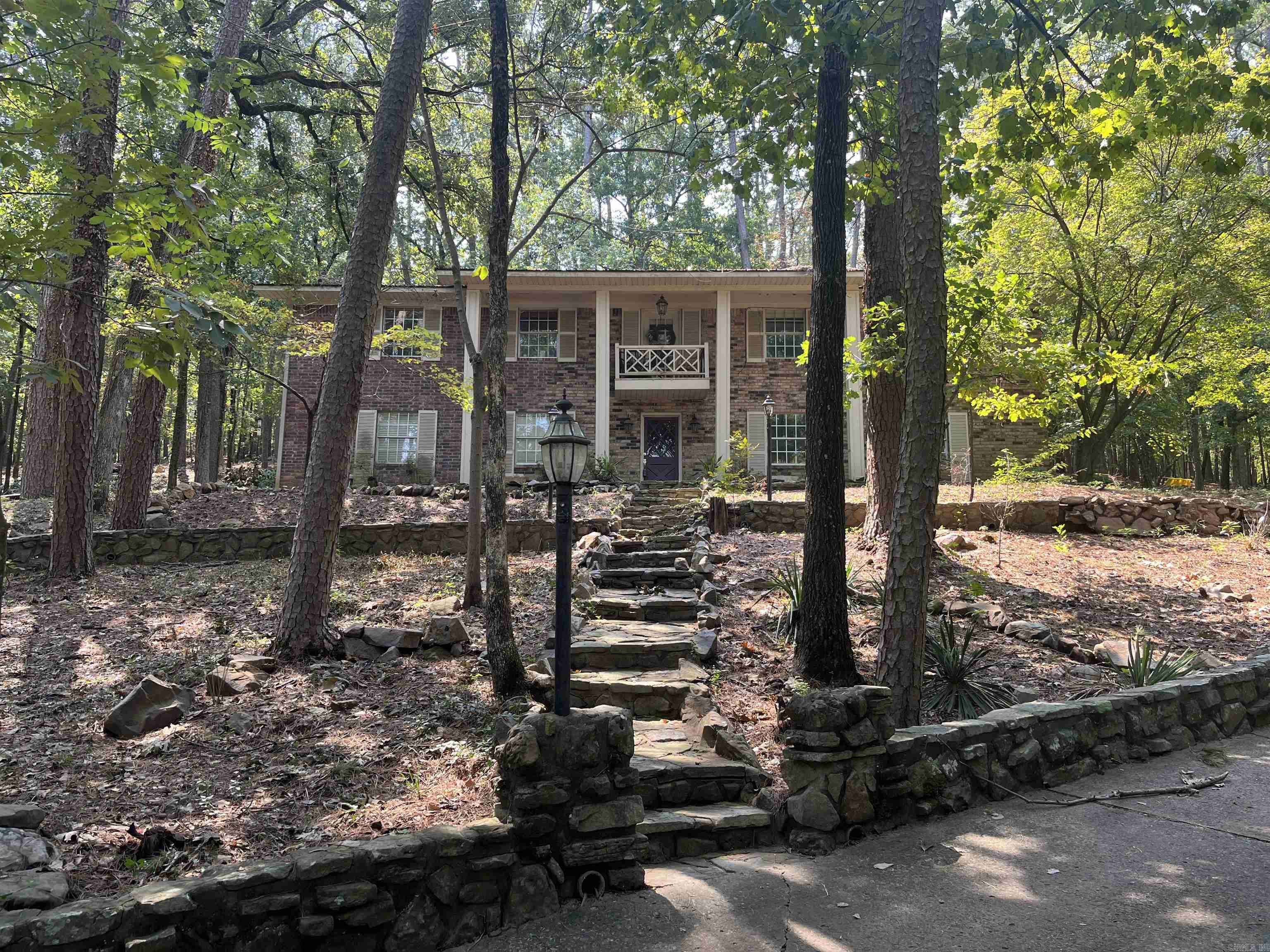 61 Lakeview Drive Property Photo 1