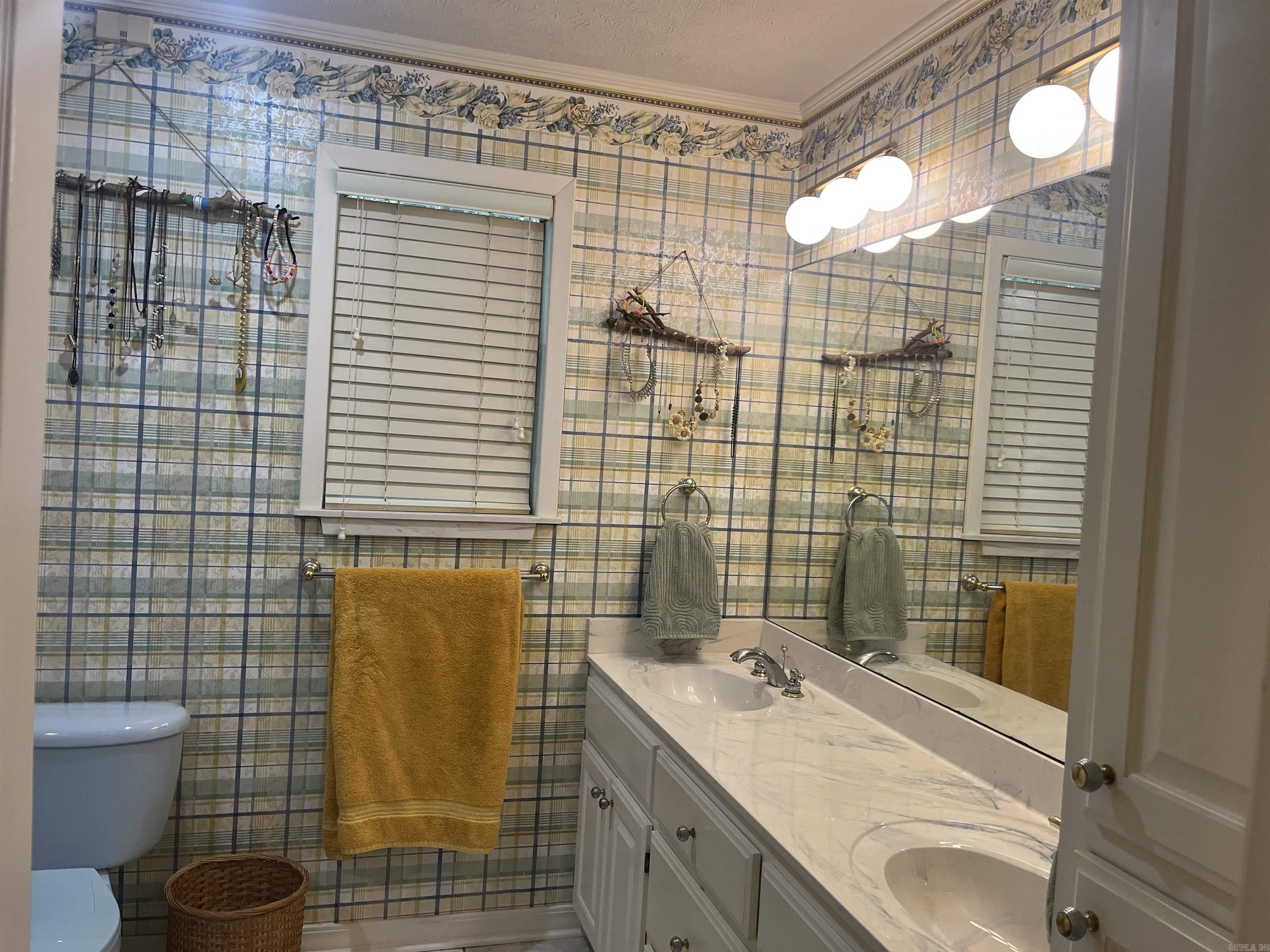 61 Lakeview Drive Property Photo 7