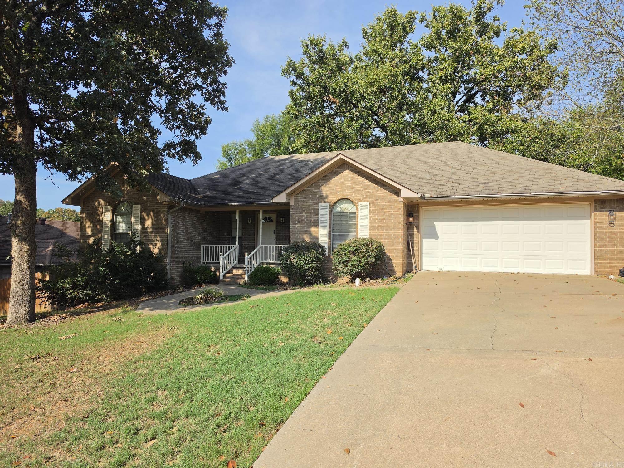 1685 Nuthatch Cir
