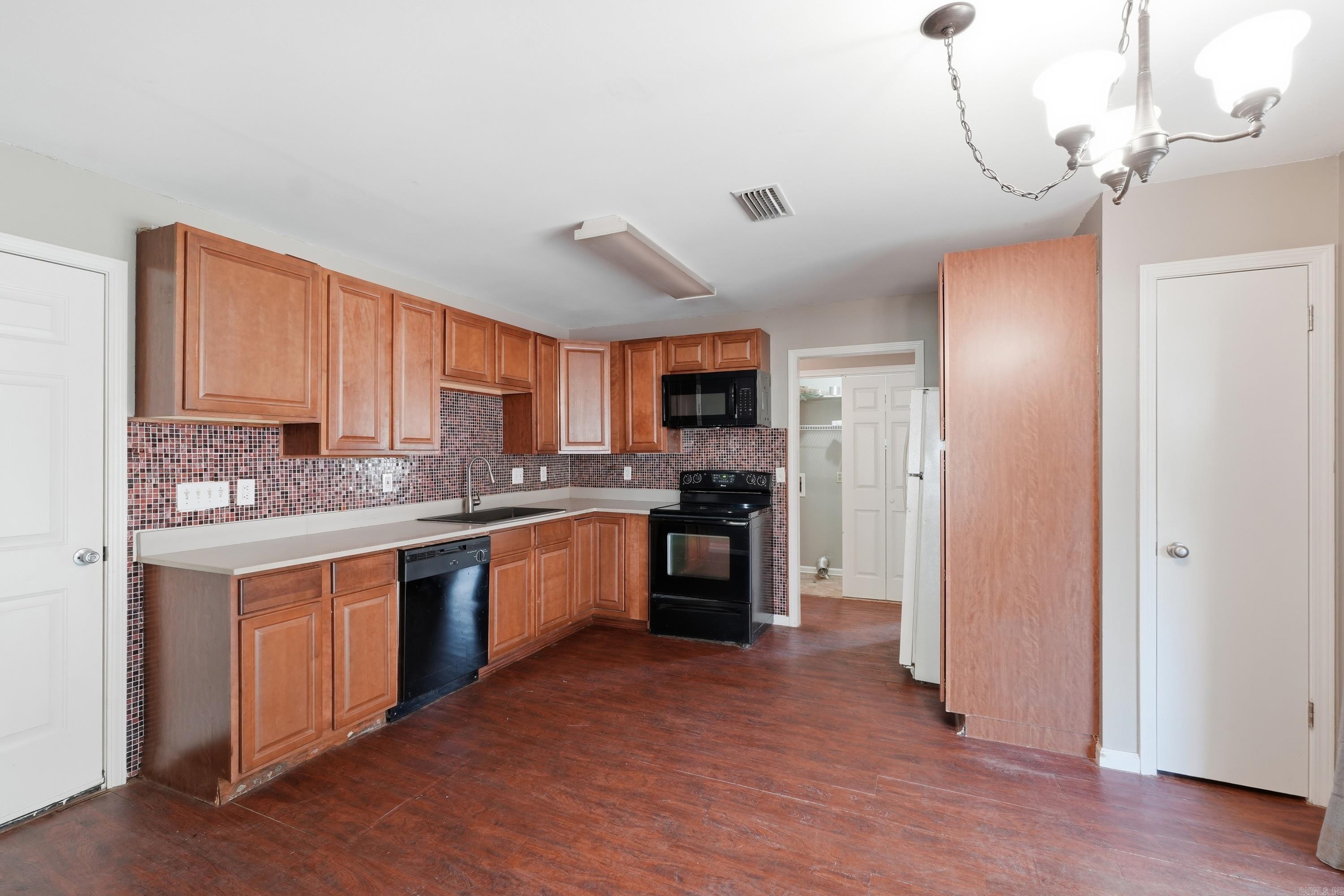 128 Eve Lane Property Photo 12