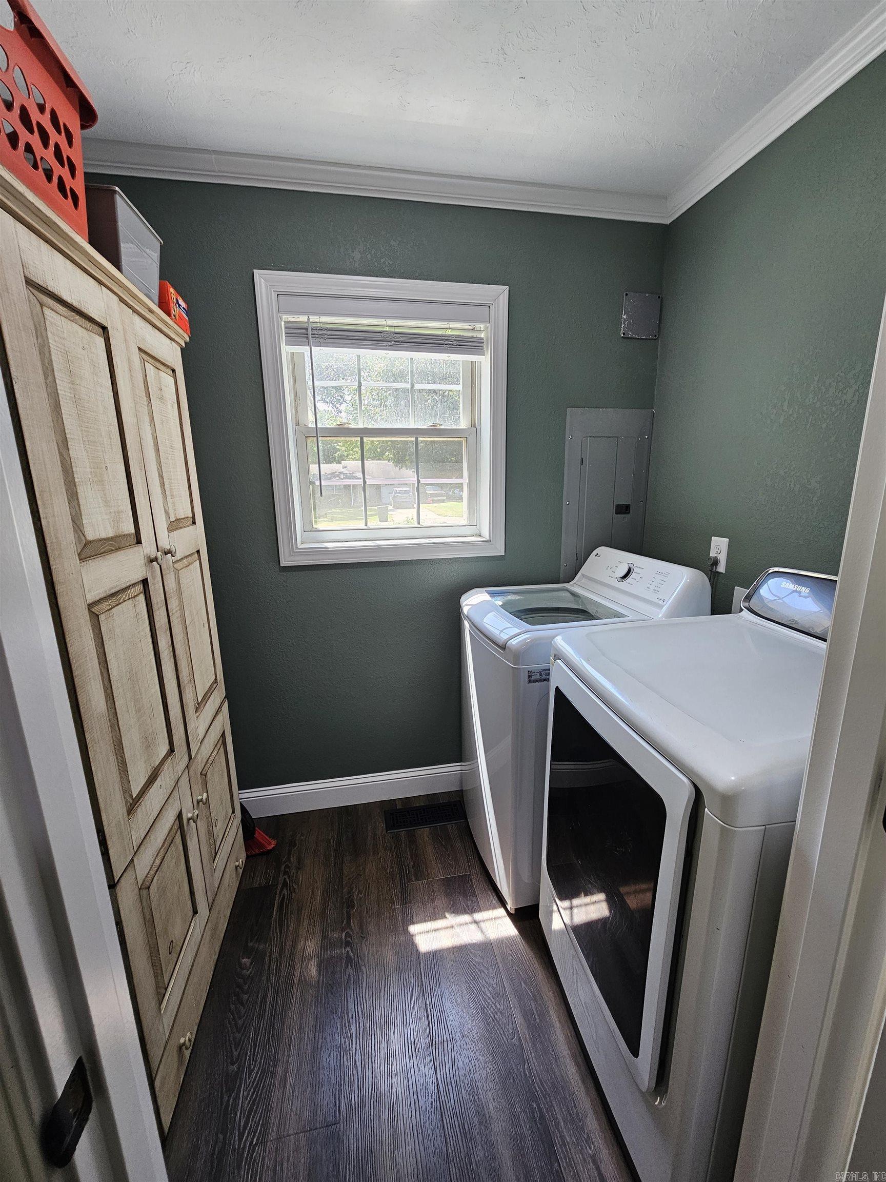 106 N 15th Avenue Property Photo 7