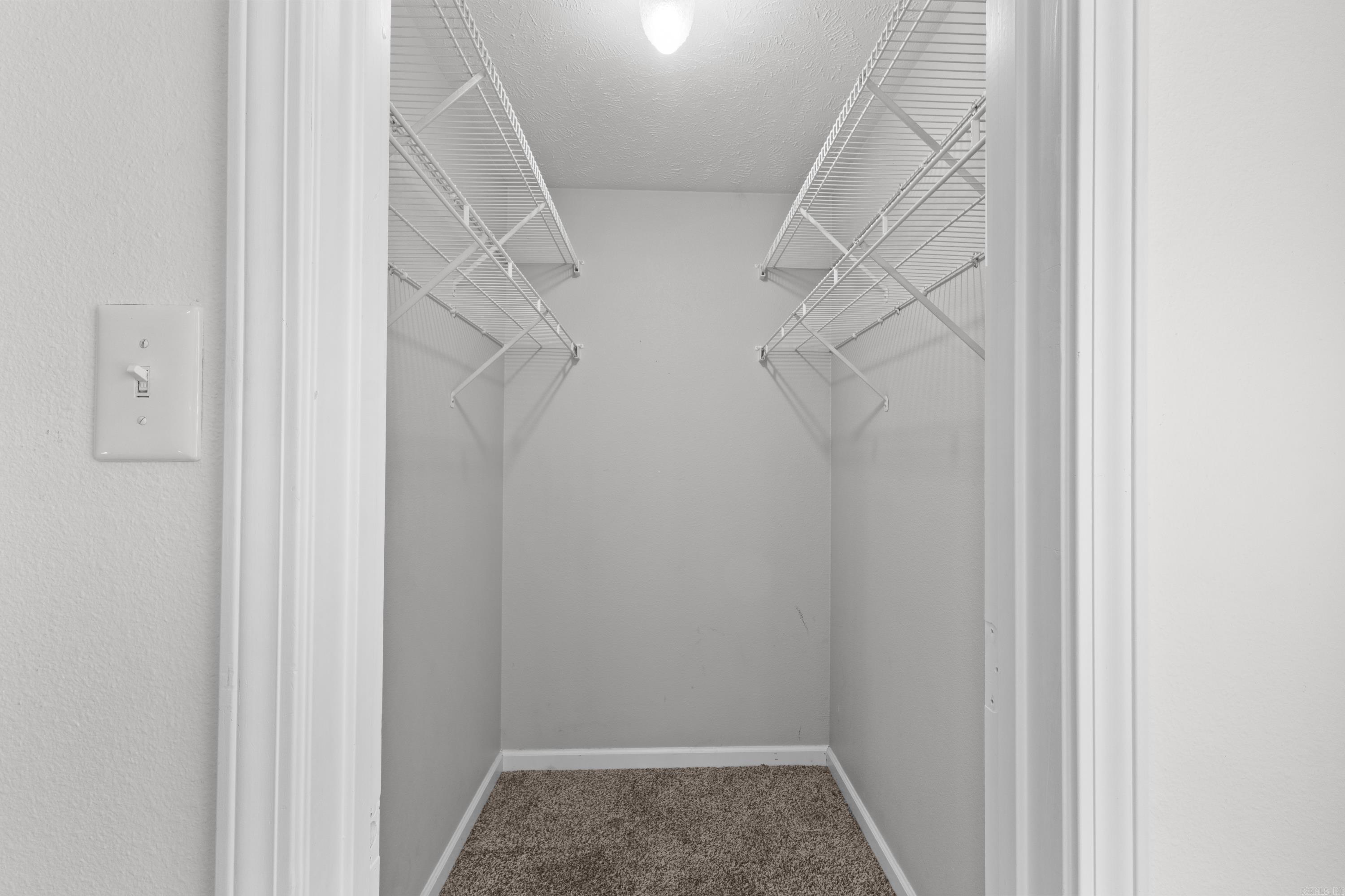 1670 Nuthatch Cir Property Photo 16