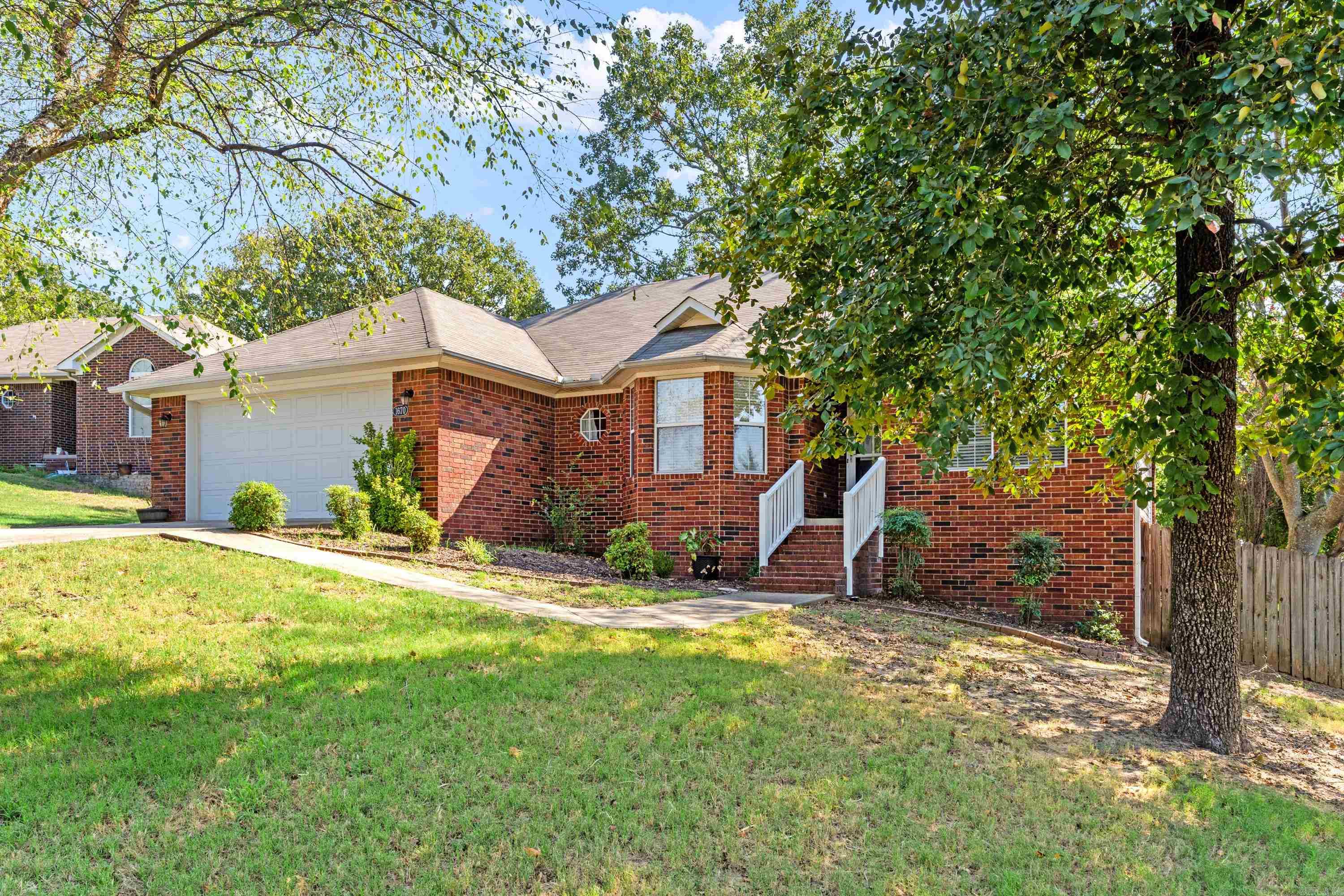 1670 Nuthatch Cir Property Photo 28