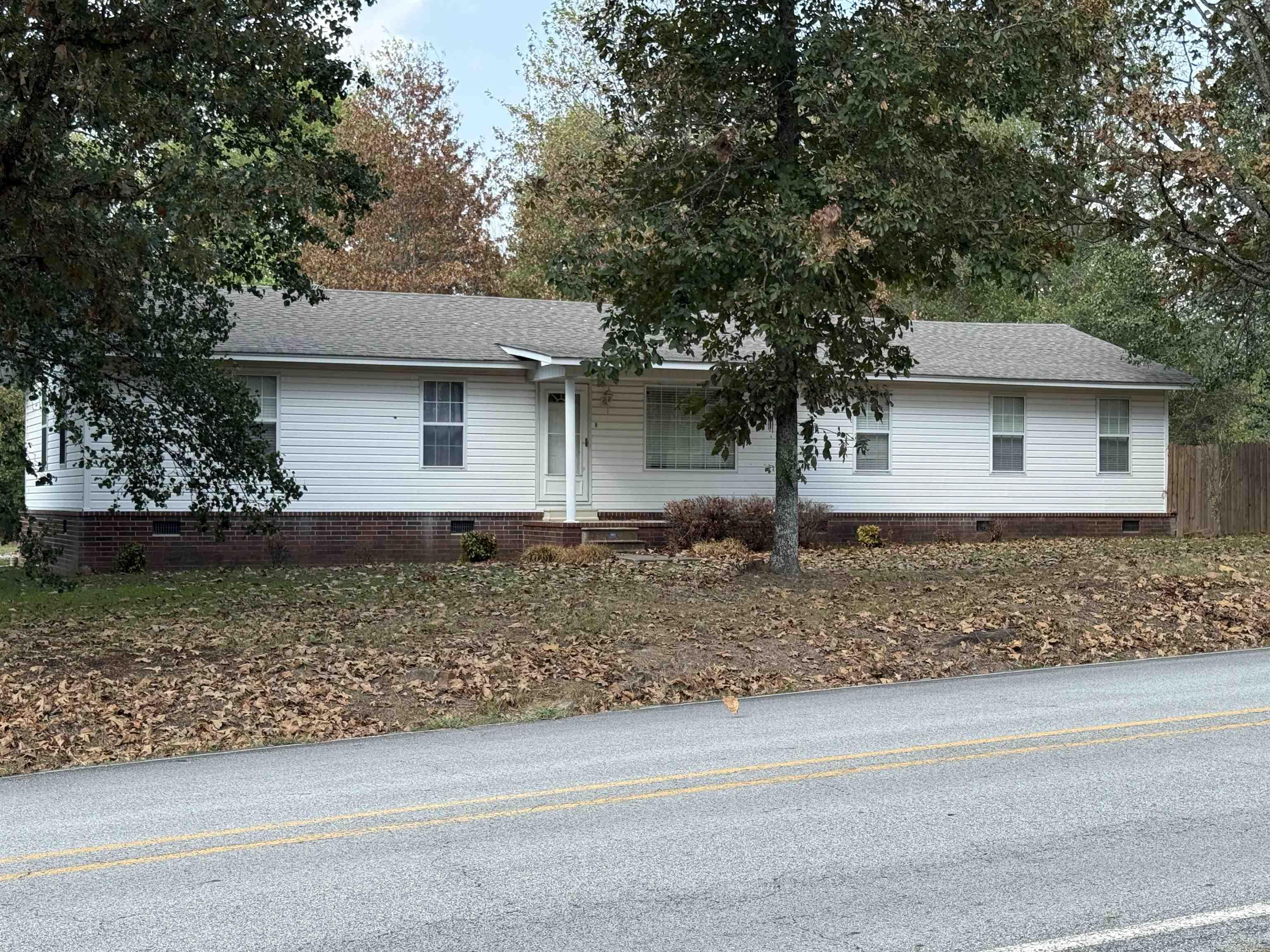 220 Smith Road Property Photo 2