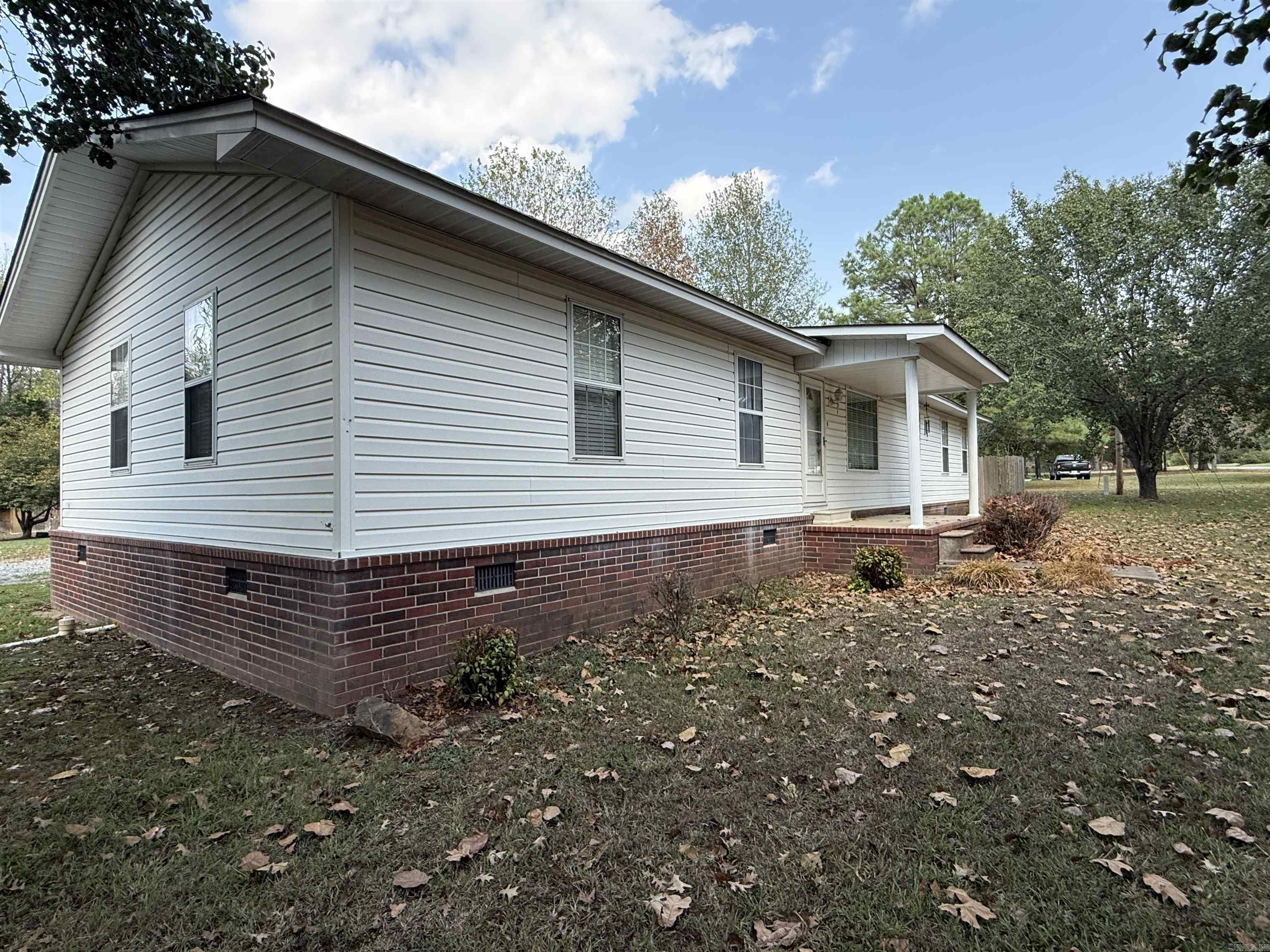 220 Smith Road Property Photo 3