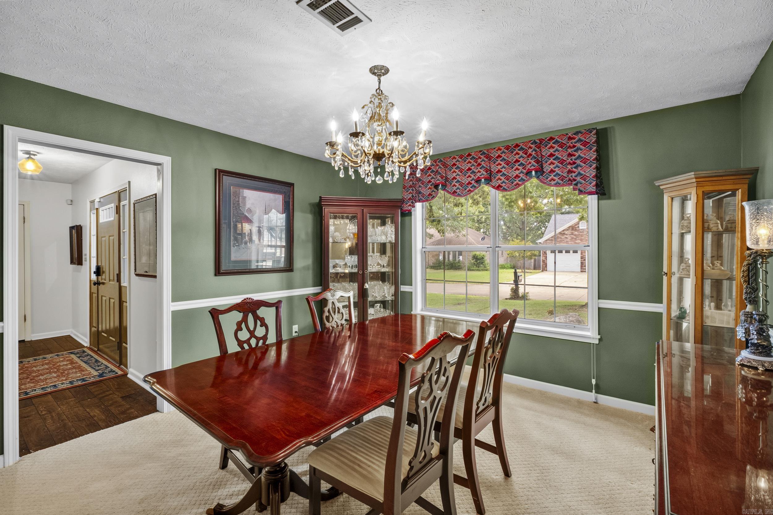 304 Live Oak Property Photo 17