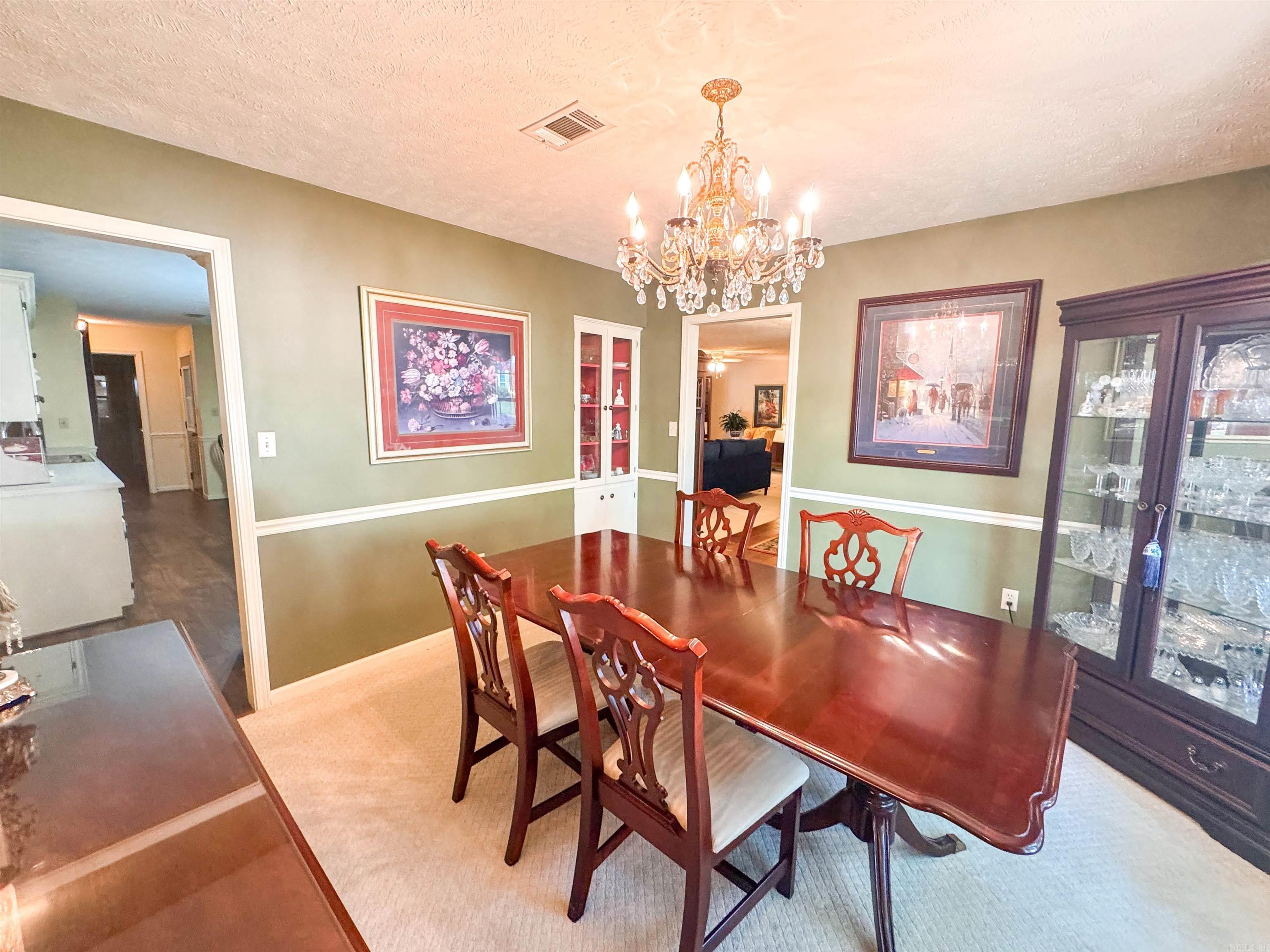 304 Live Oak Property Photo 18