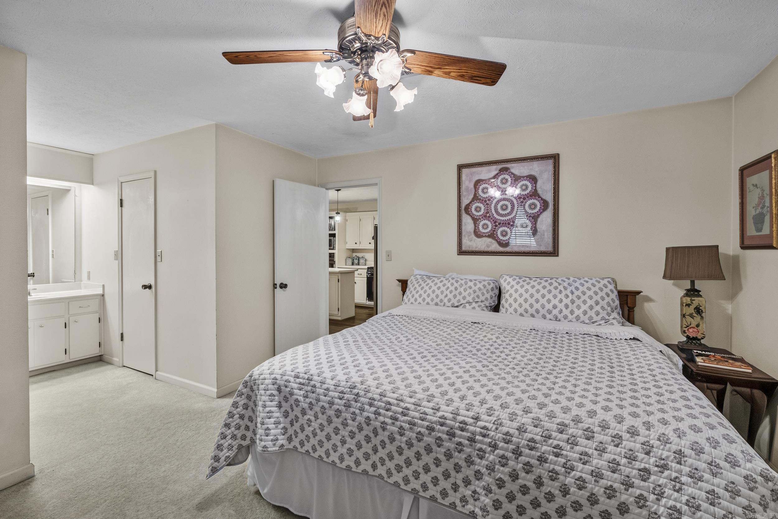304 Live Oak Property Photo 27