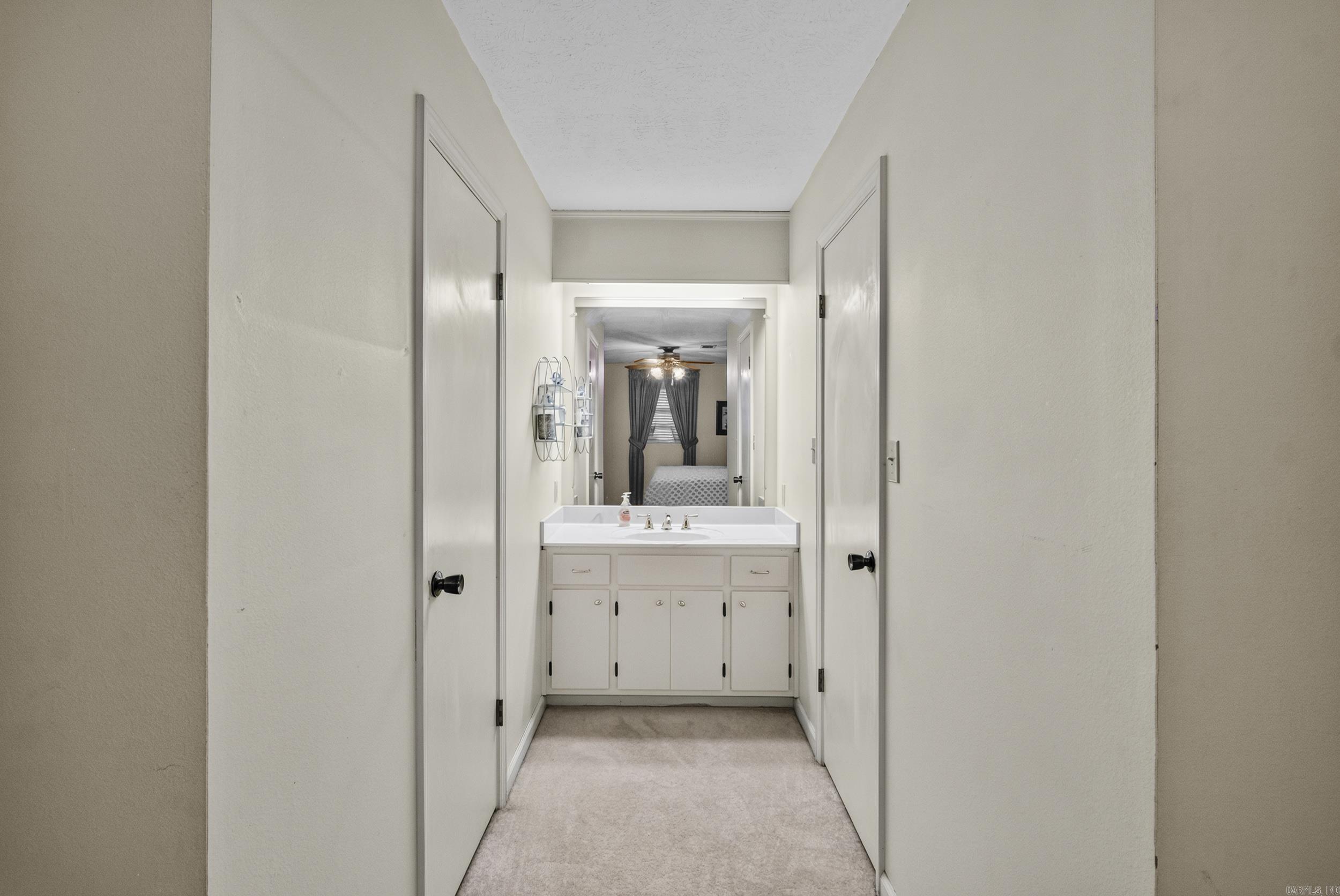 304 Live Oak Property Photo 28