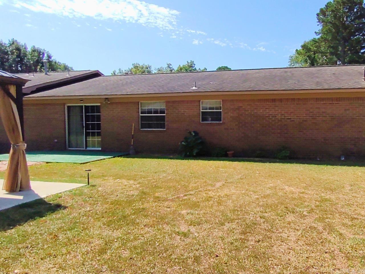 1252 Moses Property Photo 6