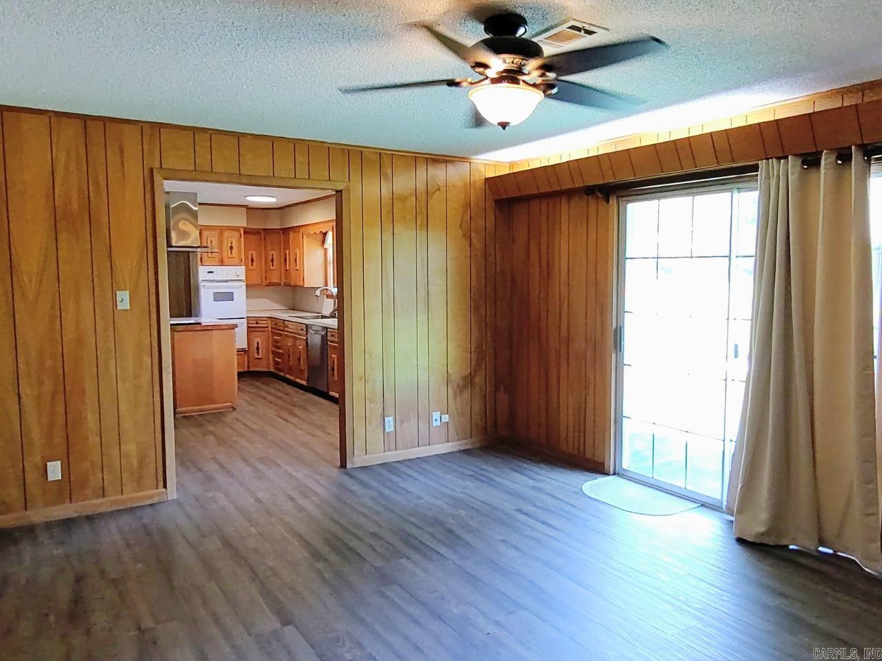 1252 Moses Property Photo 29