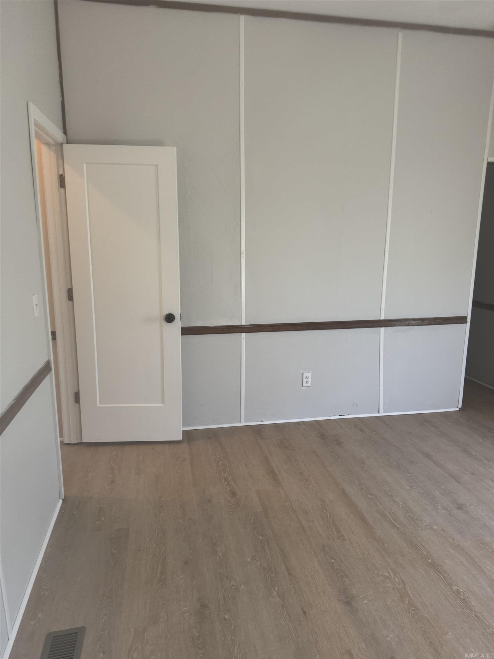 145 N Vestal Property Photo 3