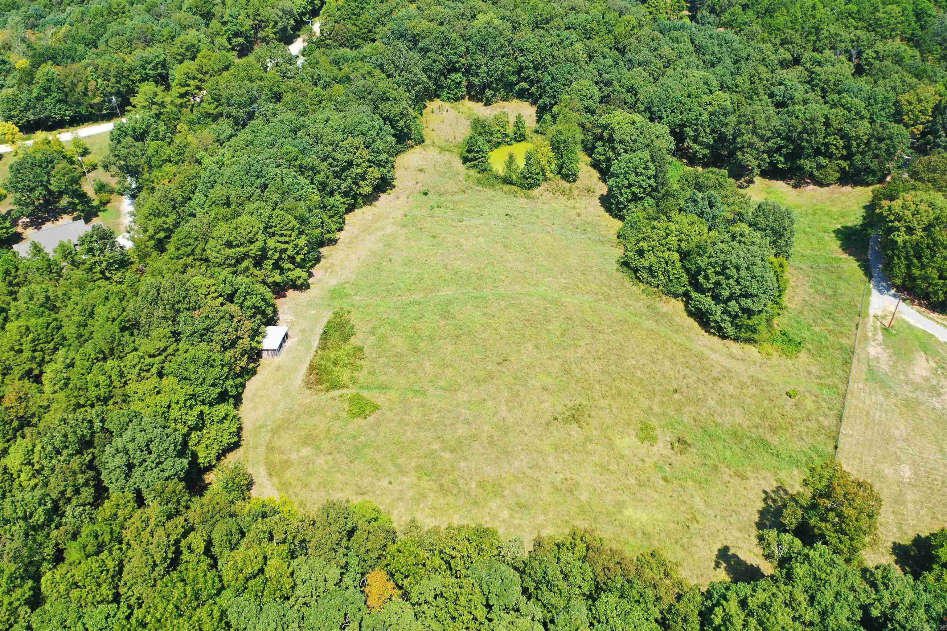 994 Sawmill Road Property Photo 4