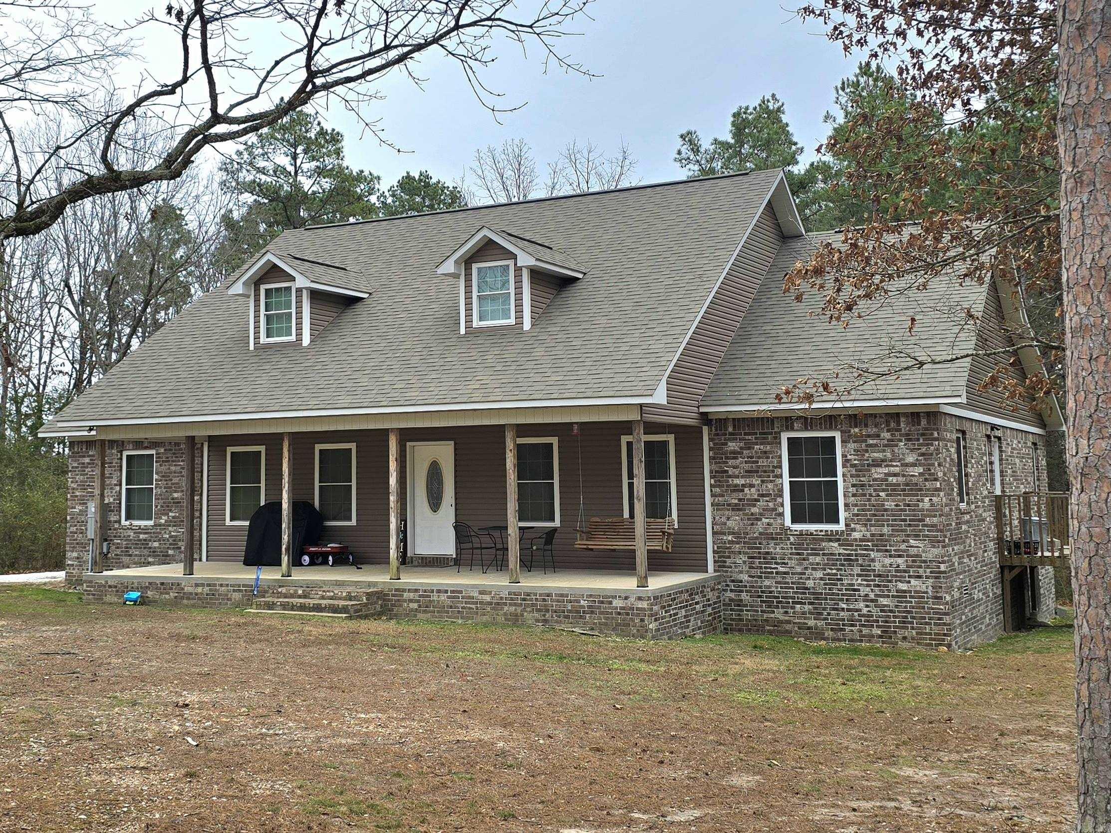 994 Sawmill Road Property Photo 8