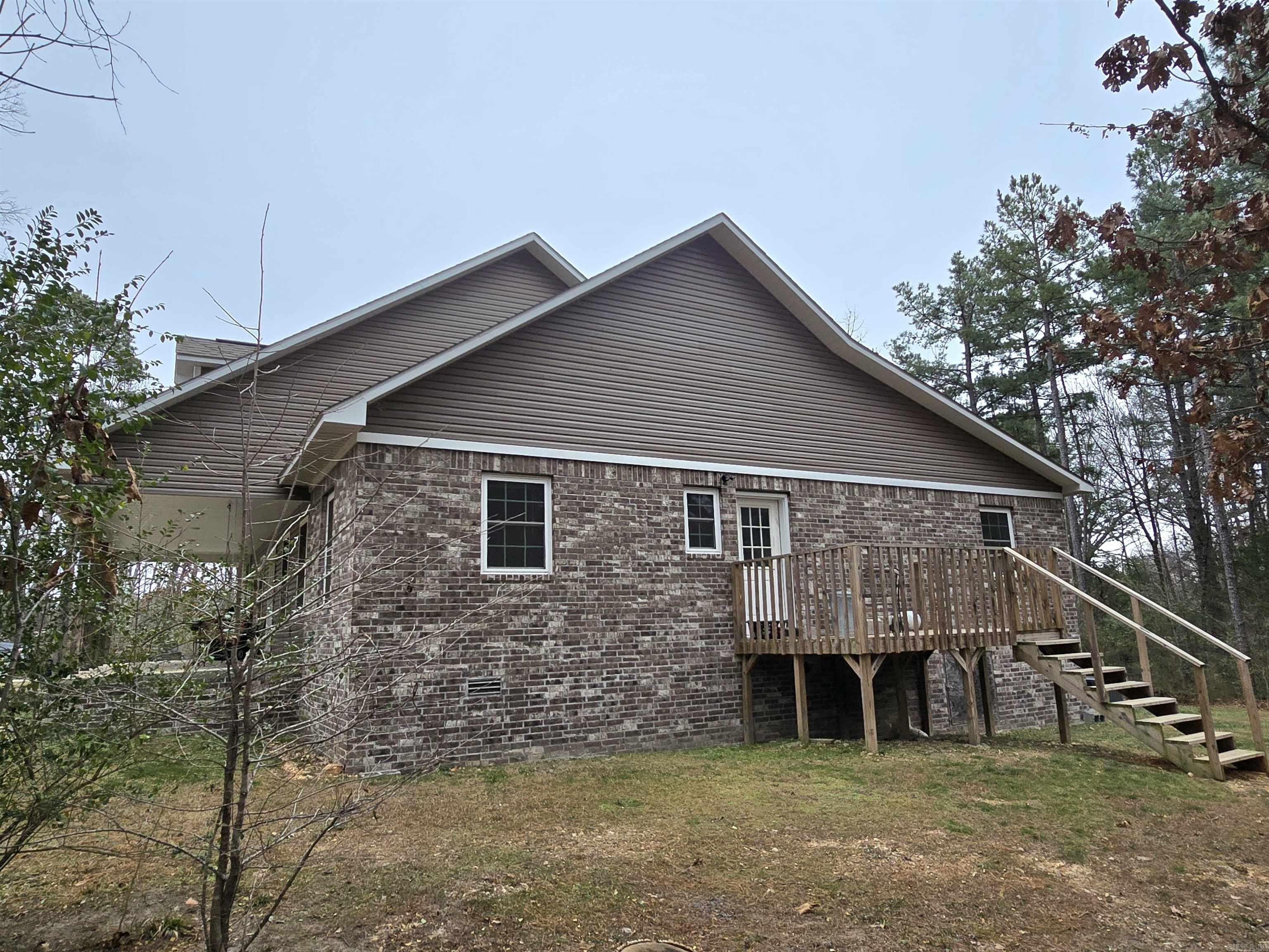 994 Sawmill Road Property Photo 10