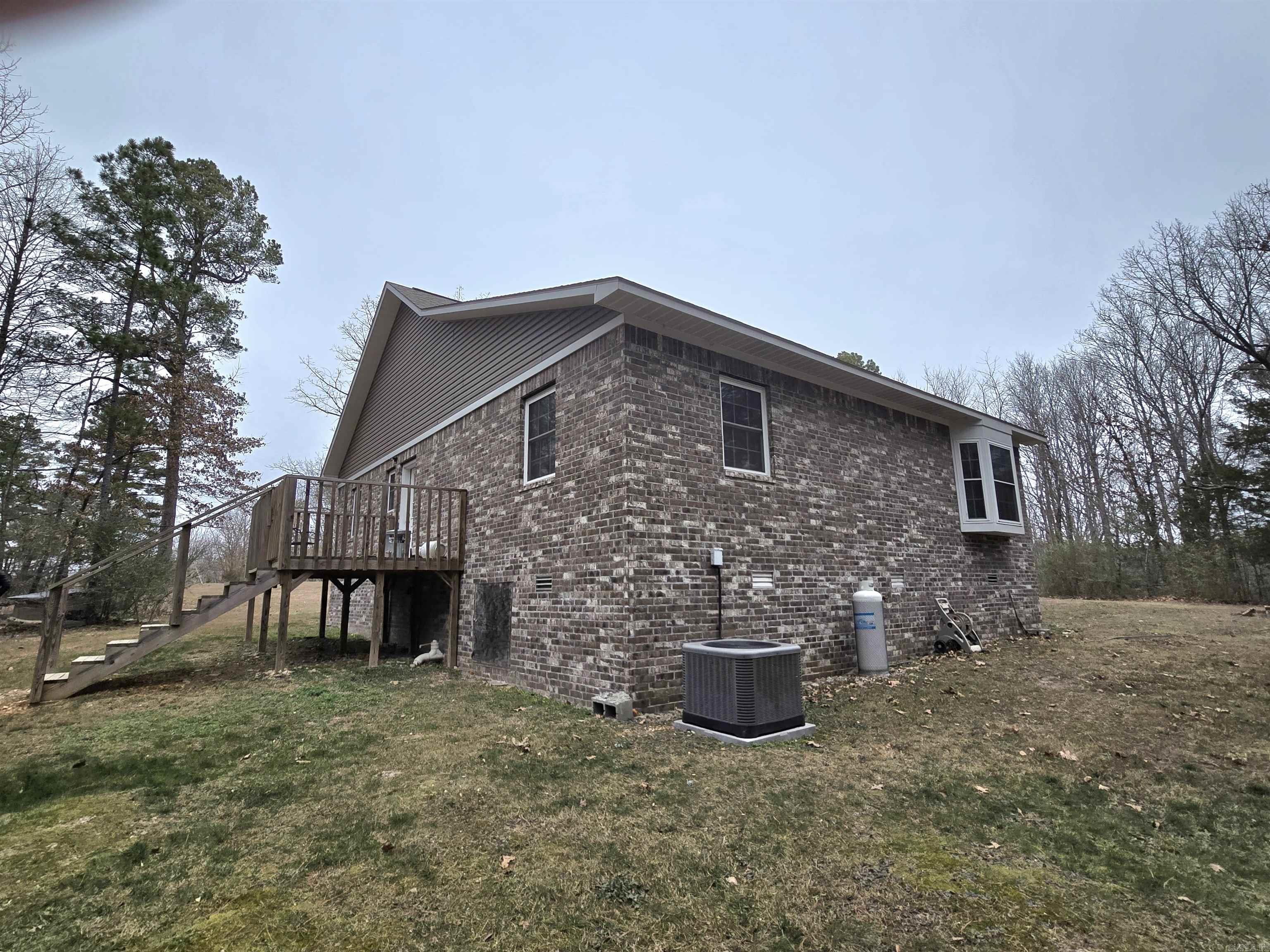 994 Sawmill Road Property Photo 11